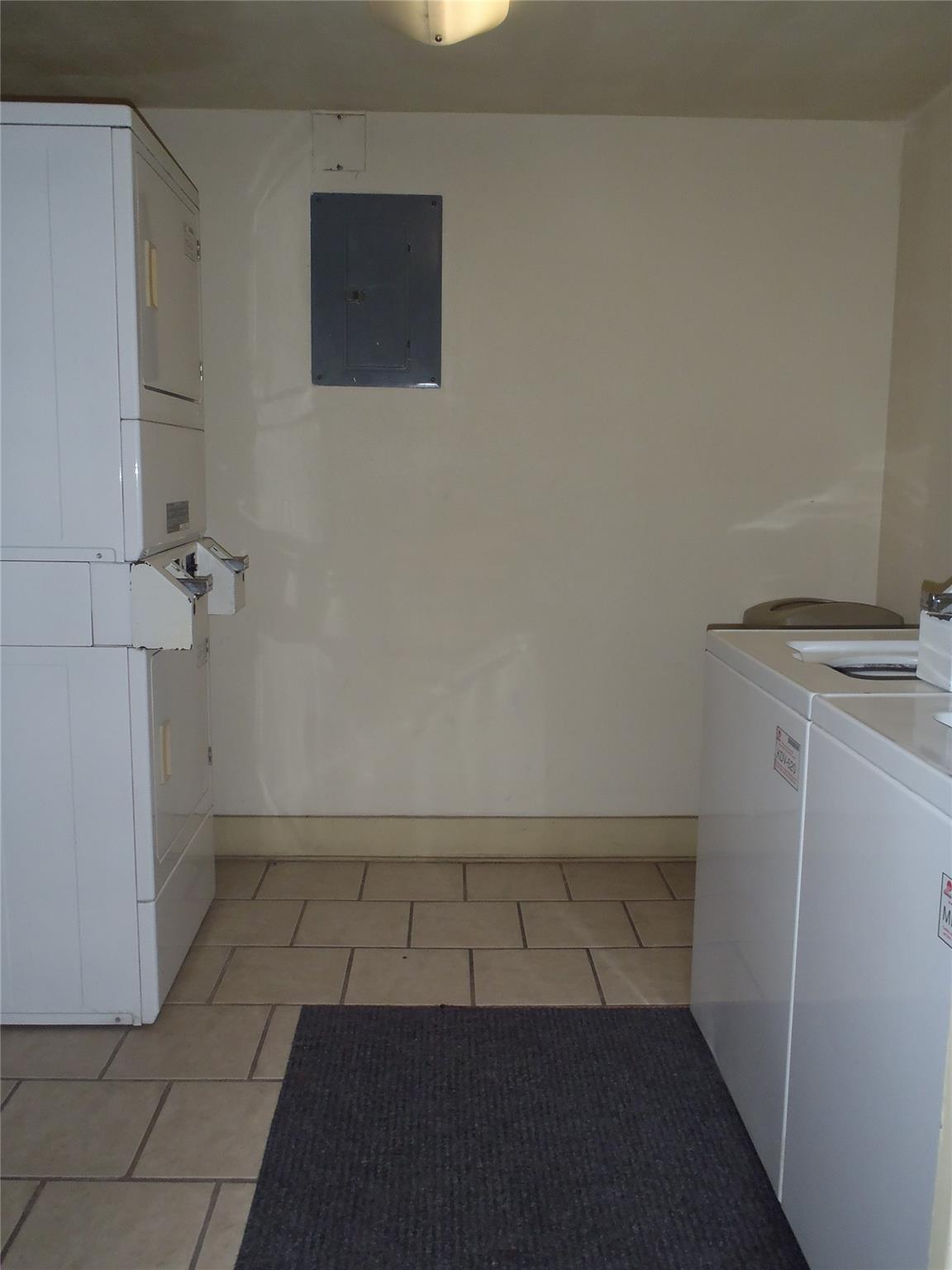 3815 Guadalupe St #207 Property Photo 20