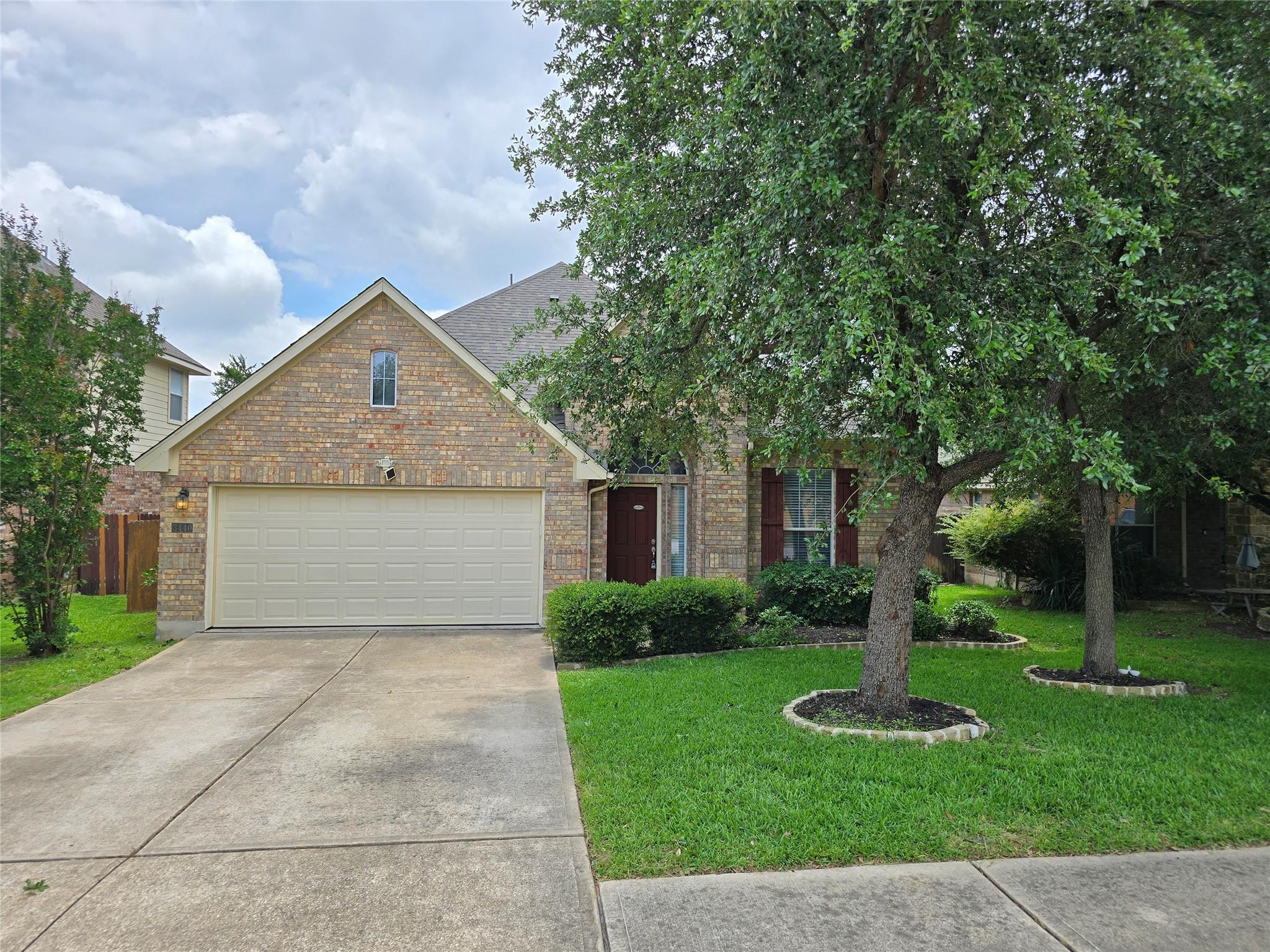 3440 Pine Needle Cir Property Photo 1