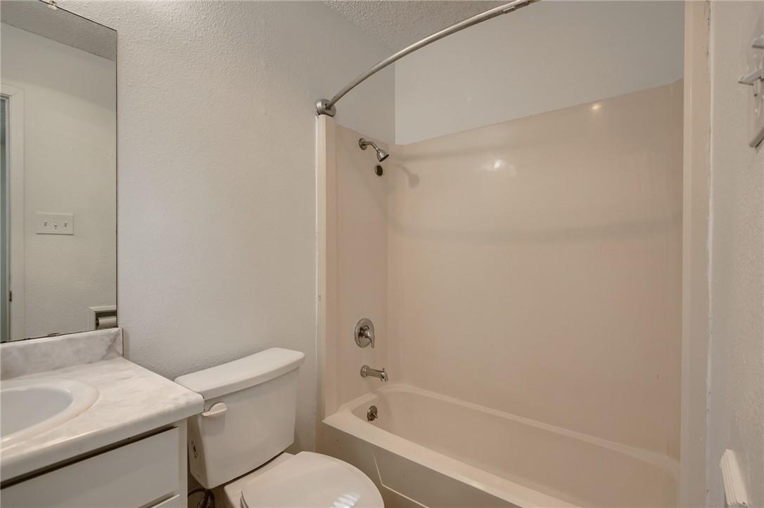 905 Chisholm Cv Property Photo 9