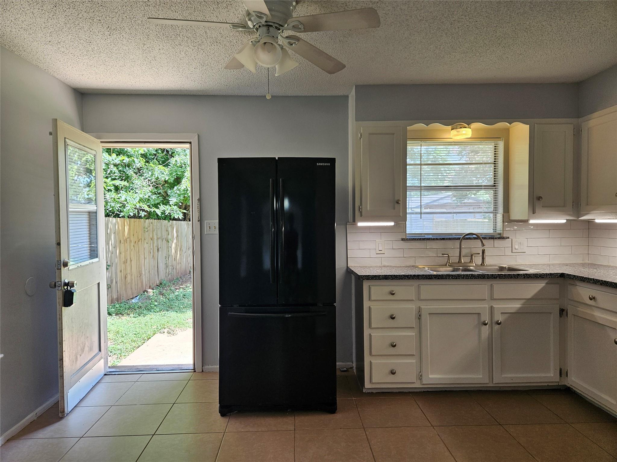 806 Ranch Rd #a Property Photo 6