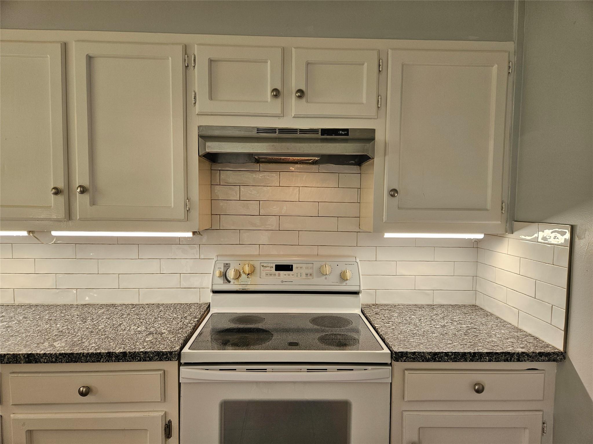 806 Ranch Rd #a Property Photo 7