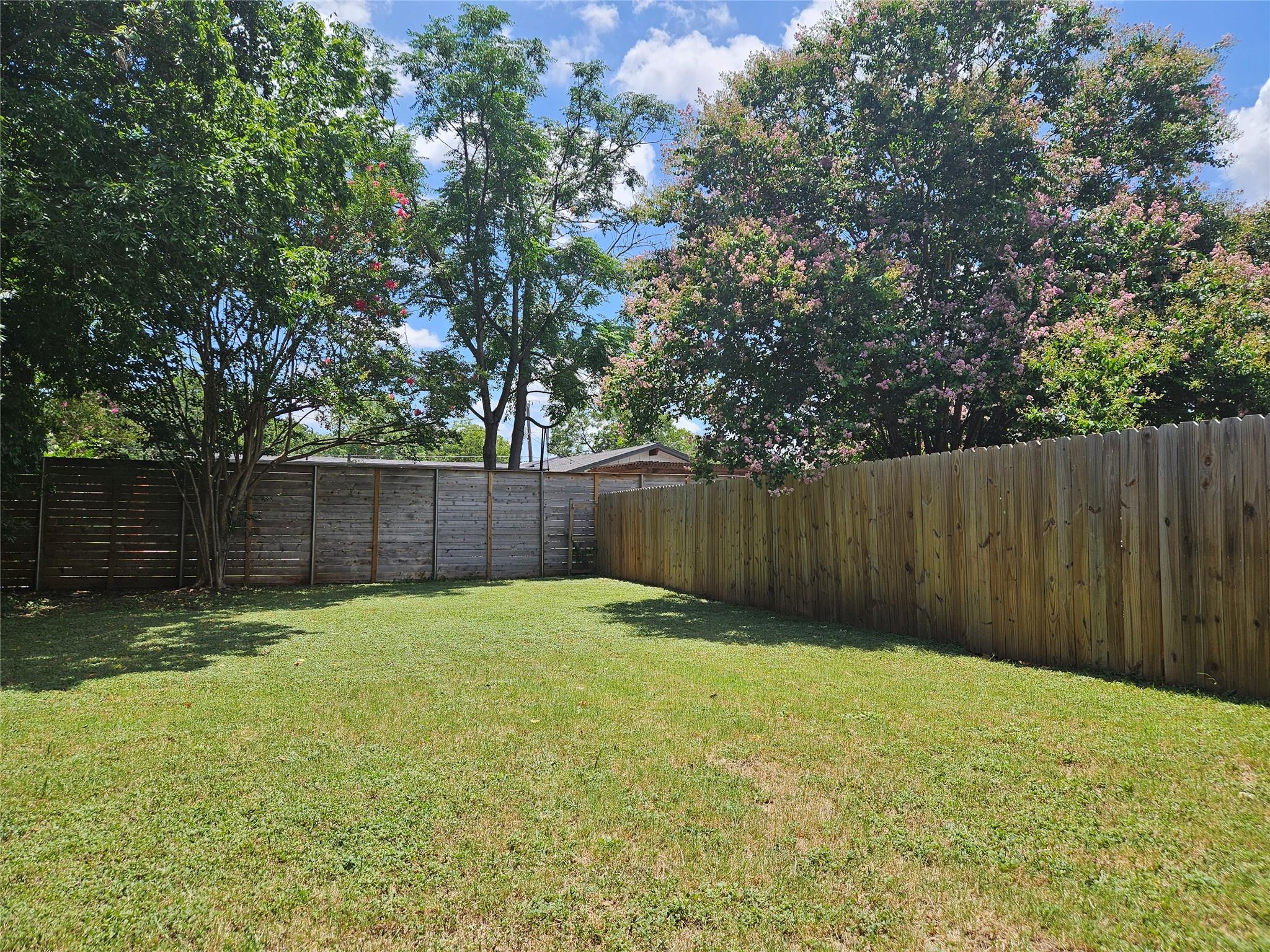 806 Ranch Rd #a Property Photo 13