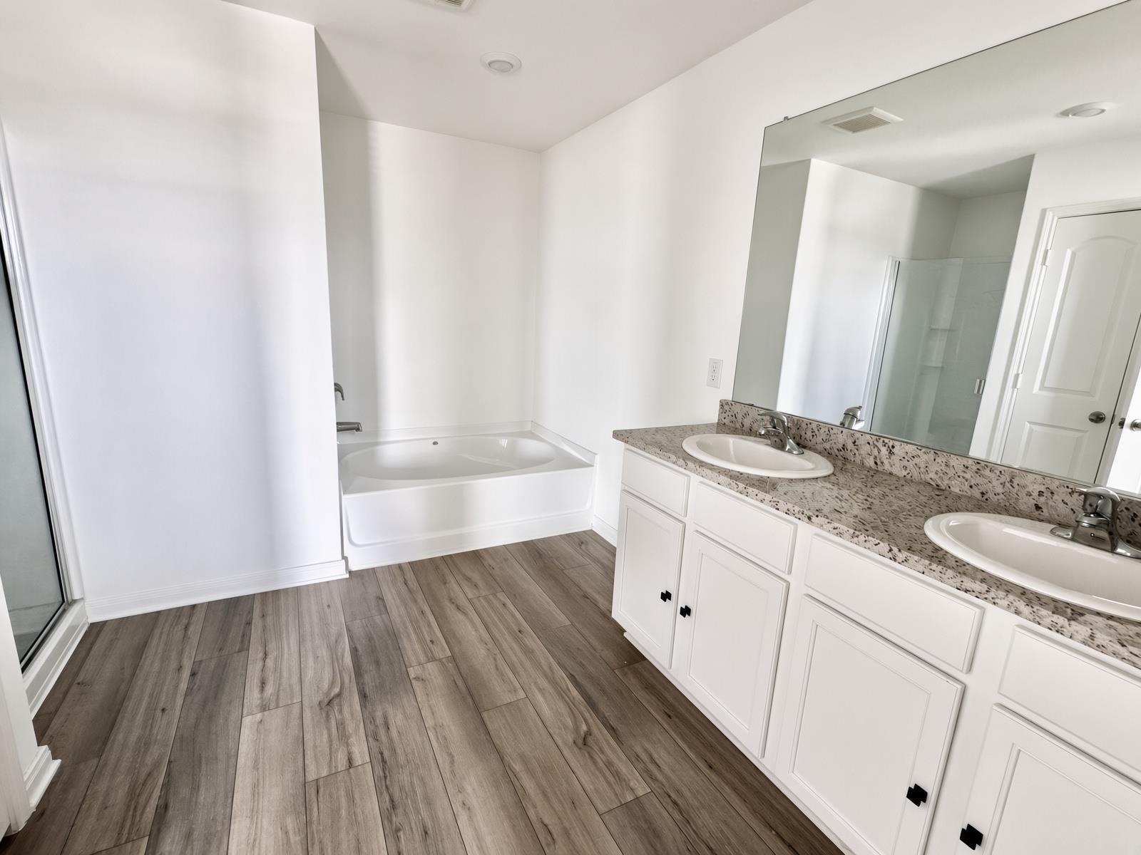 267 Surrey Oaks None Property Photo 11