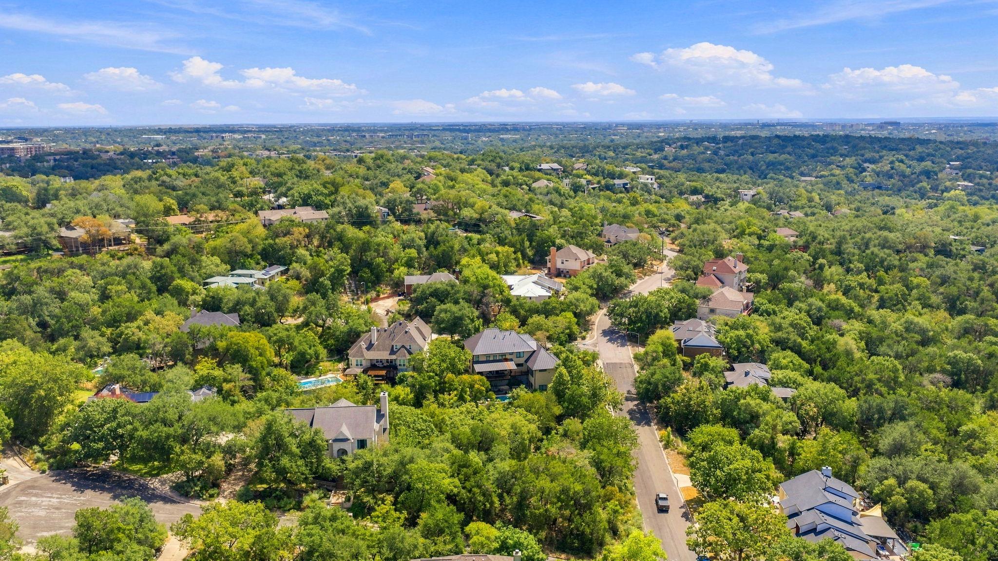 6401 Dry Cliff Cv Property Photo 11