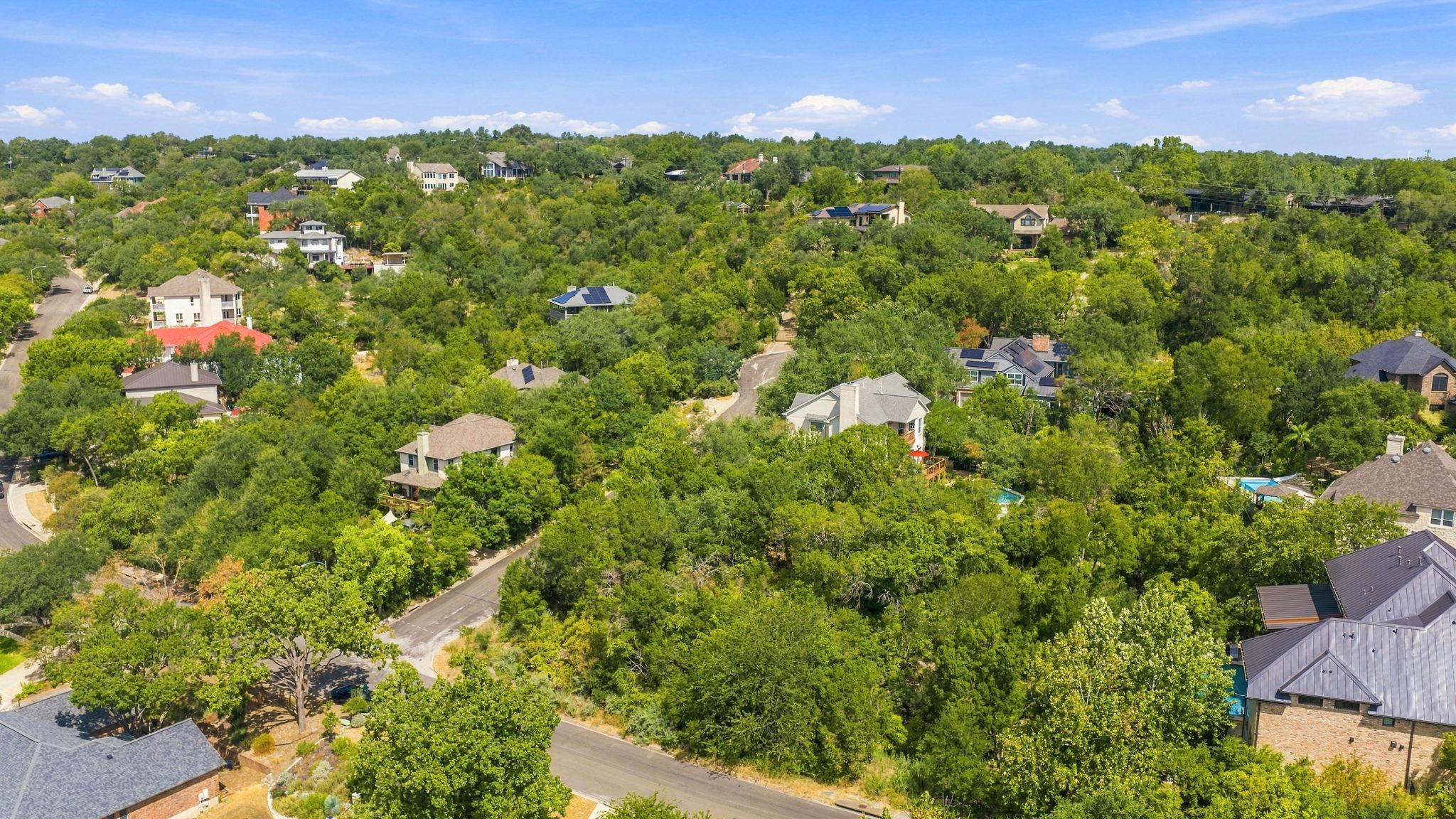 6401 Dry Cliff Cv Property Photo 12