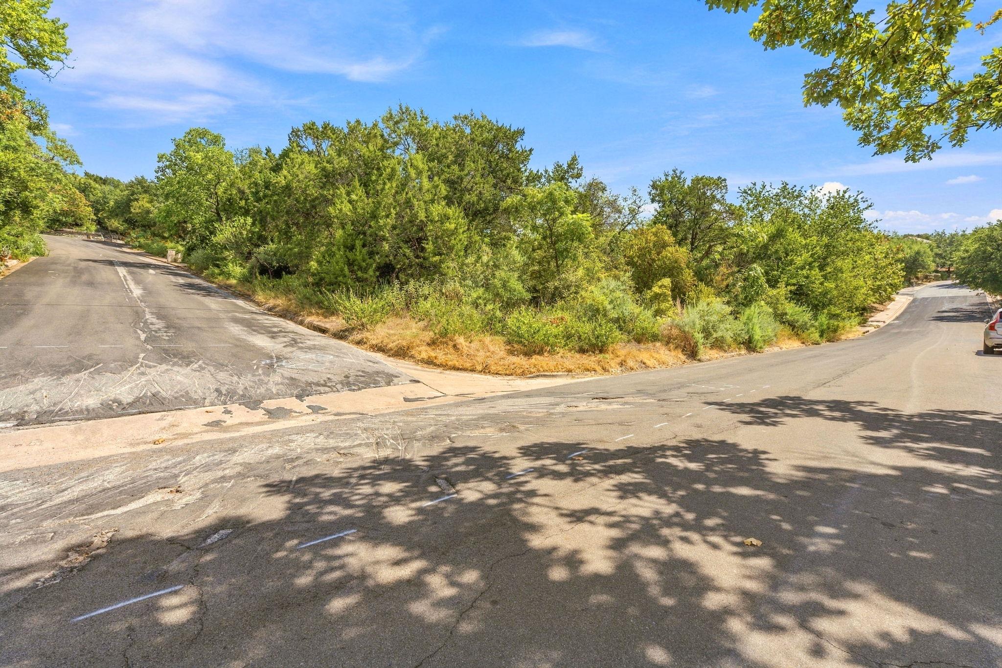 6401 Dry Cliff Cv Property Photo 15