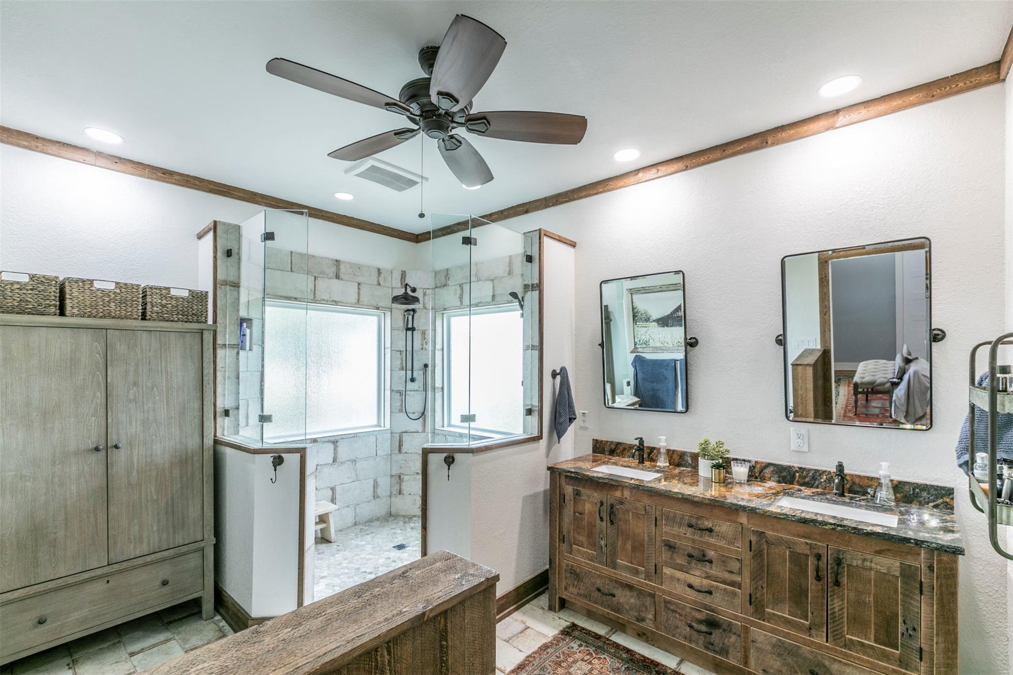 18190 Round Hall Rd Property Photo 14