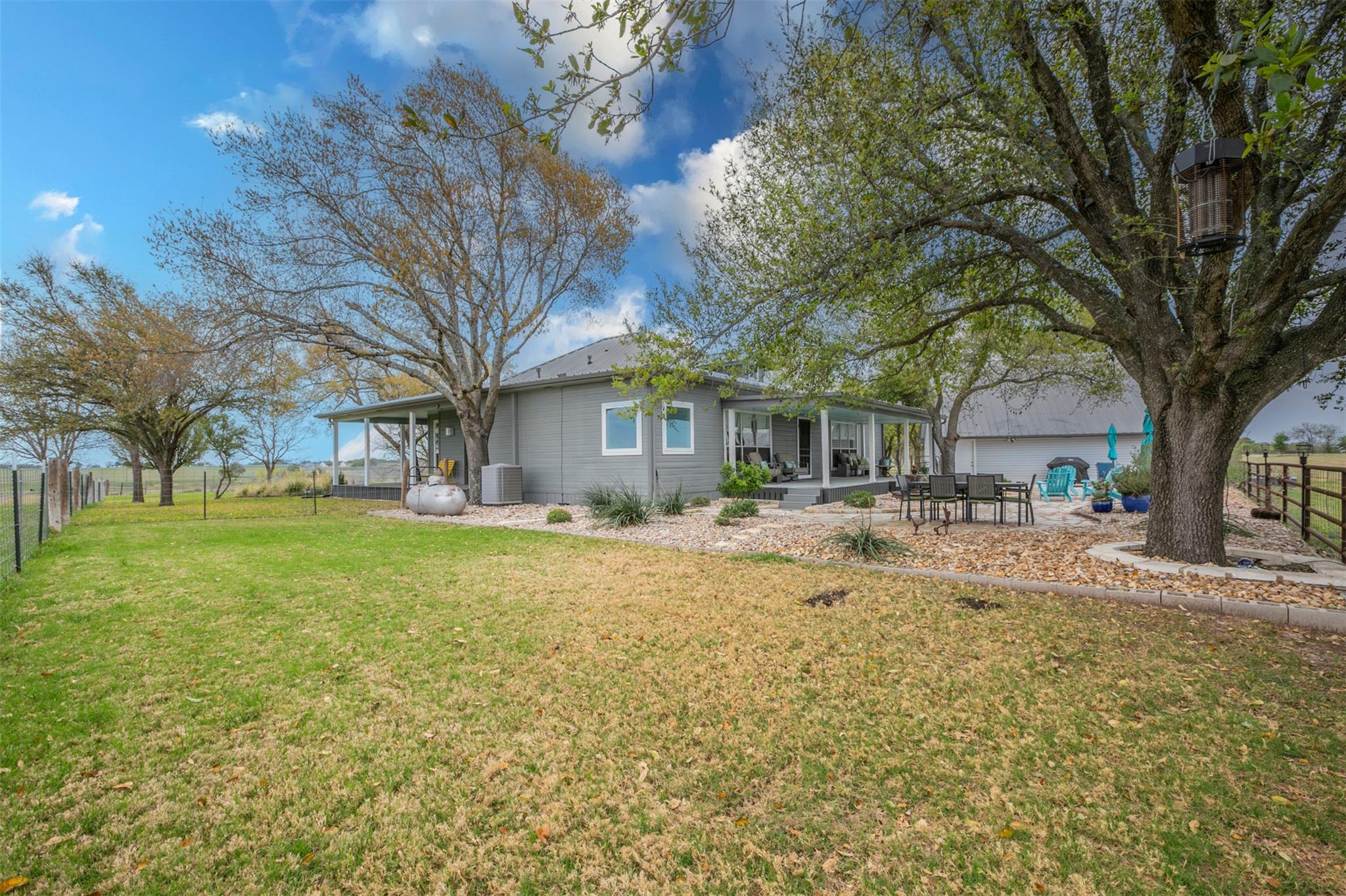 18190 Round Hall Rd Property Photo 33