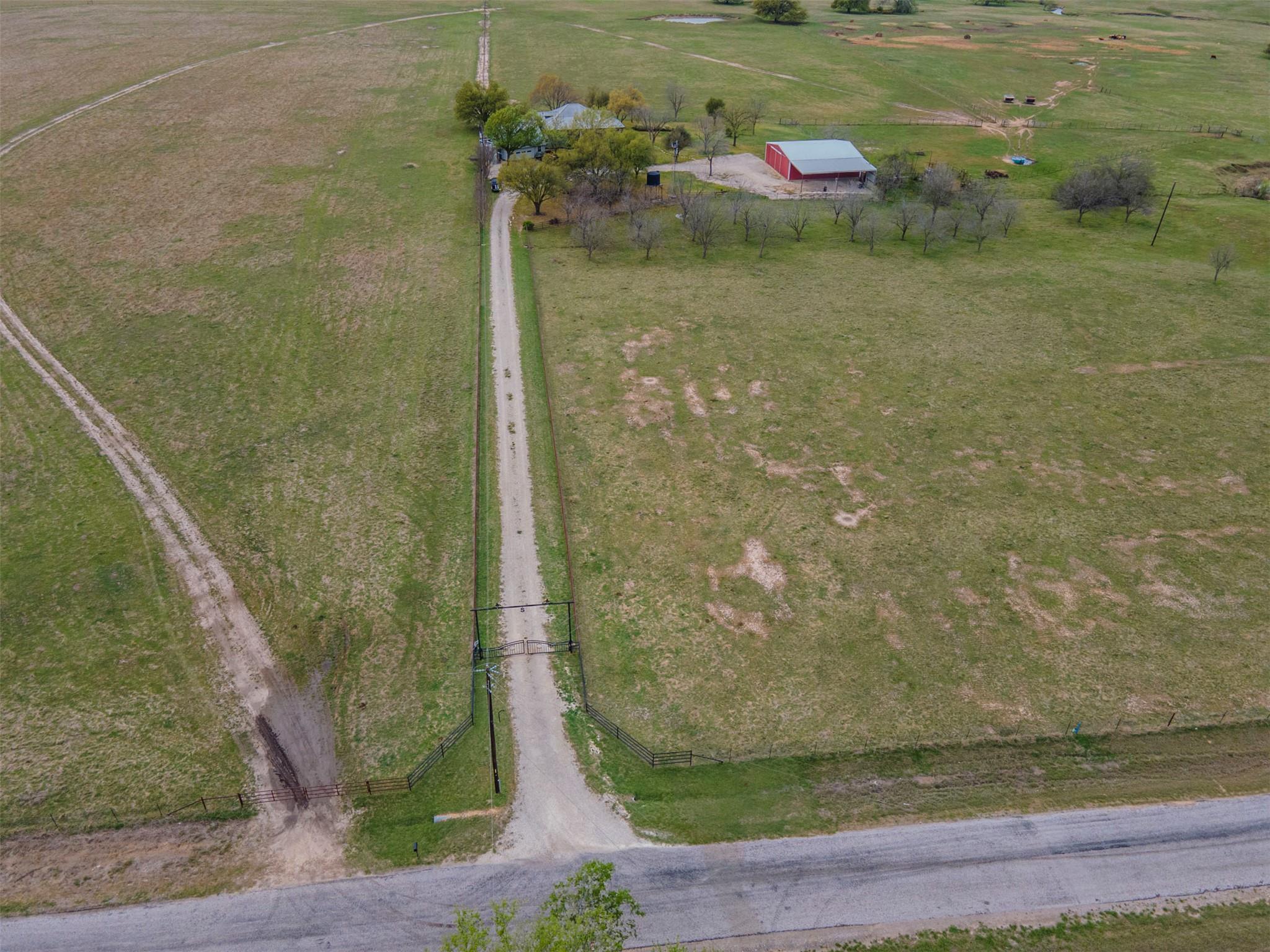 18190 Round Hall Rd Property Photo 37