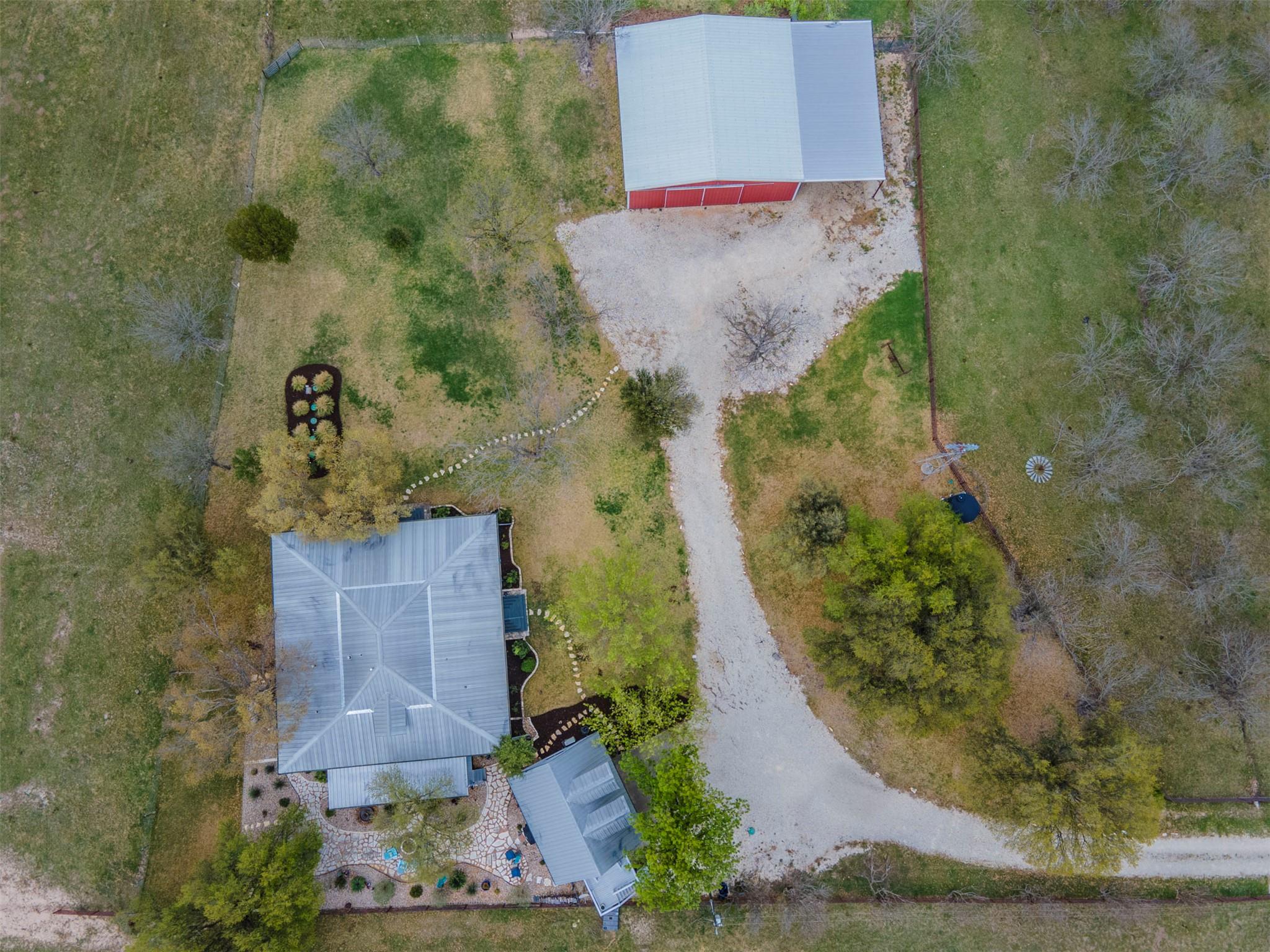 18190 Round Hall Rd Property Photo 39