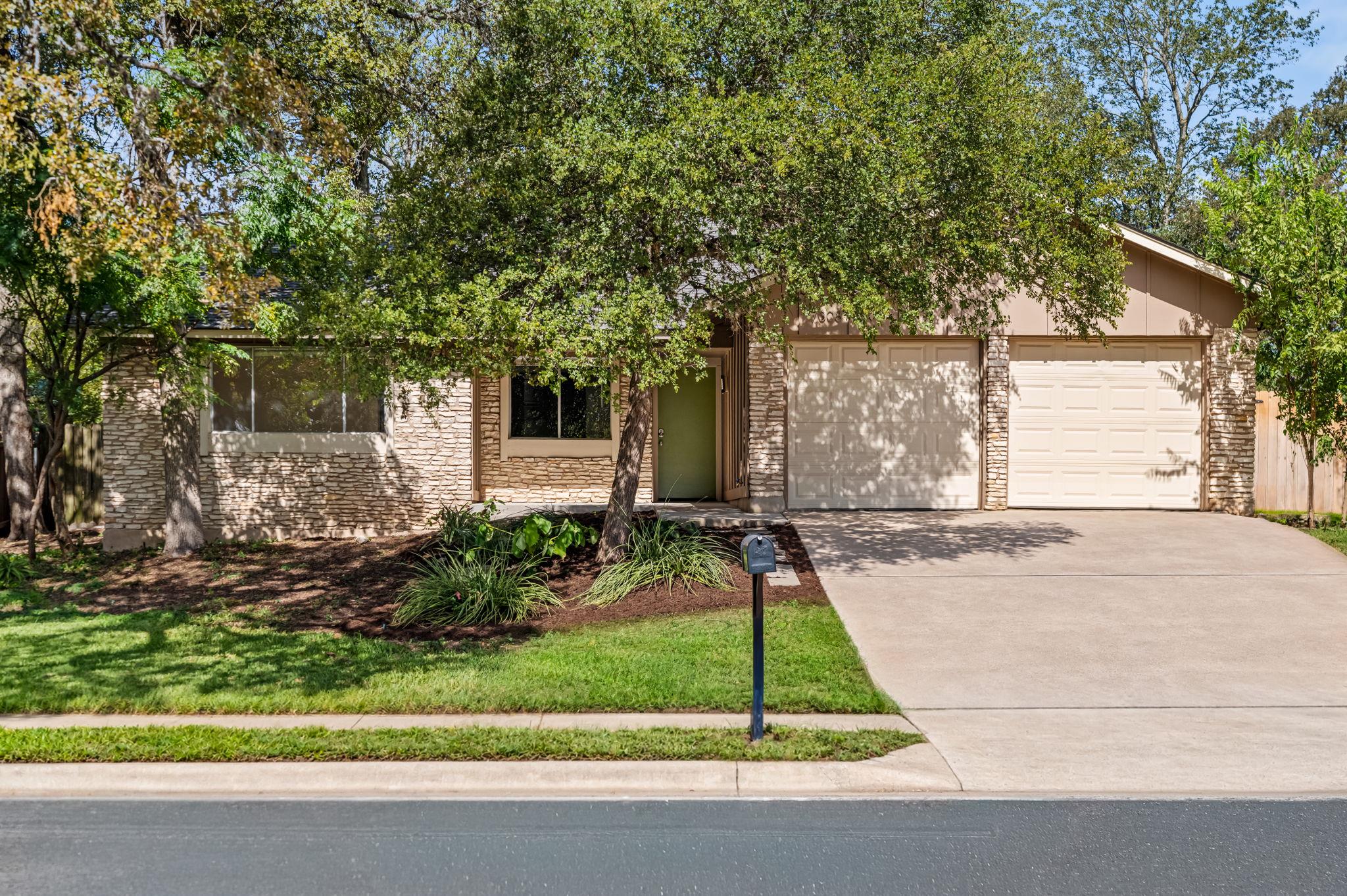 7308 Eganhill Dr Property Photo 2