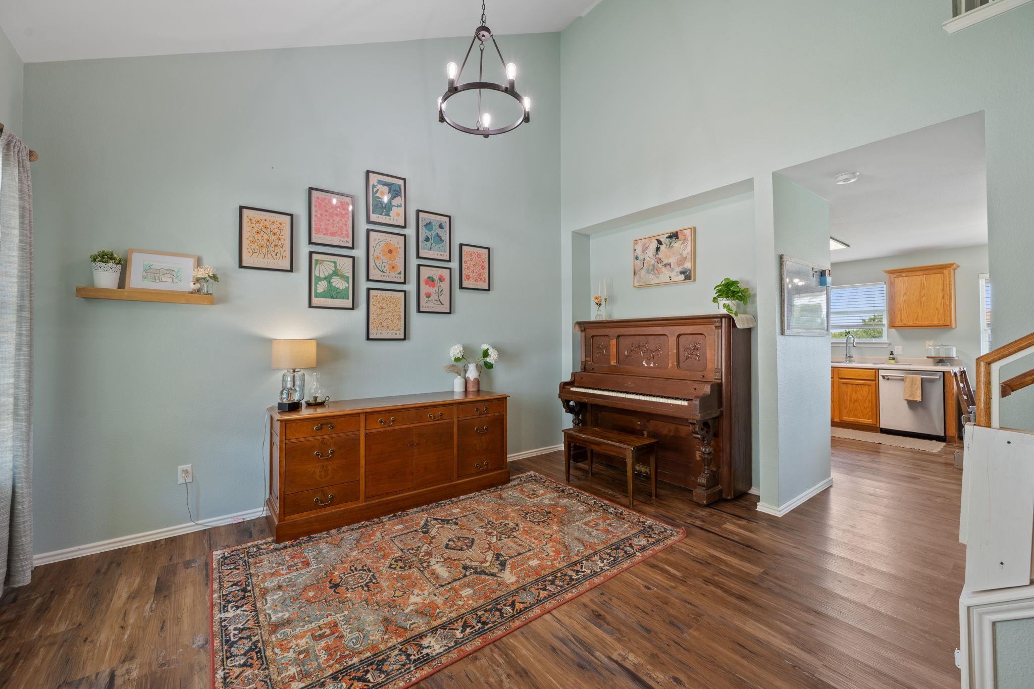 14908 Earl Grey Ln Property Photo 10