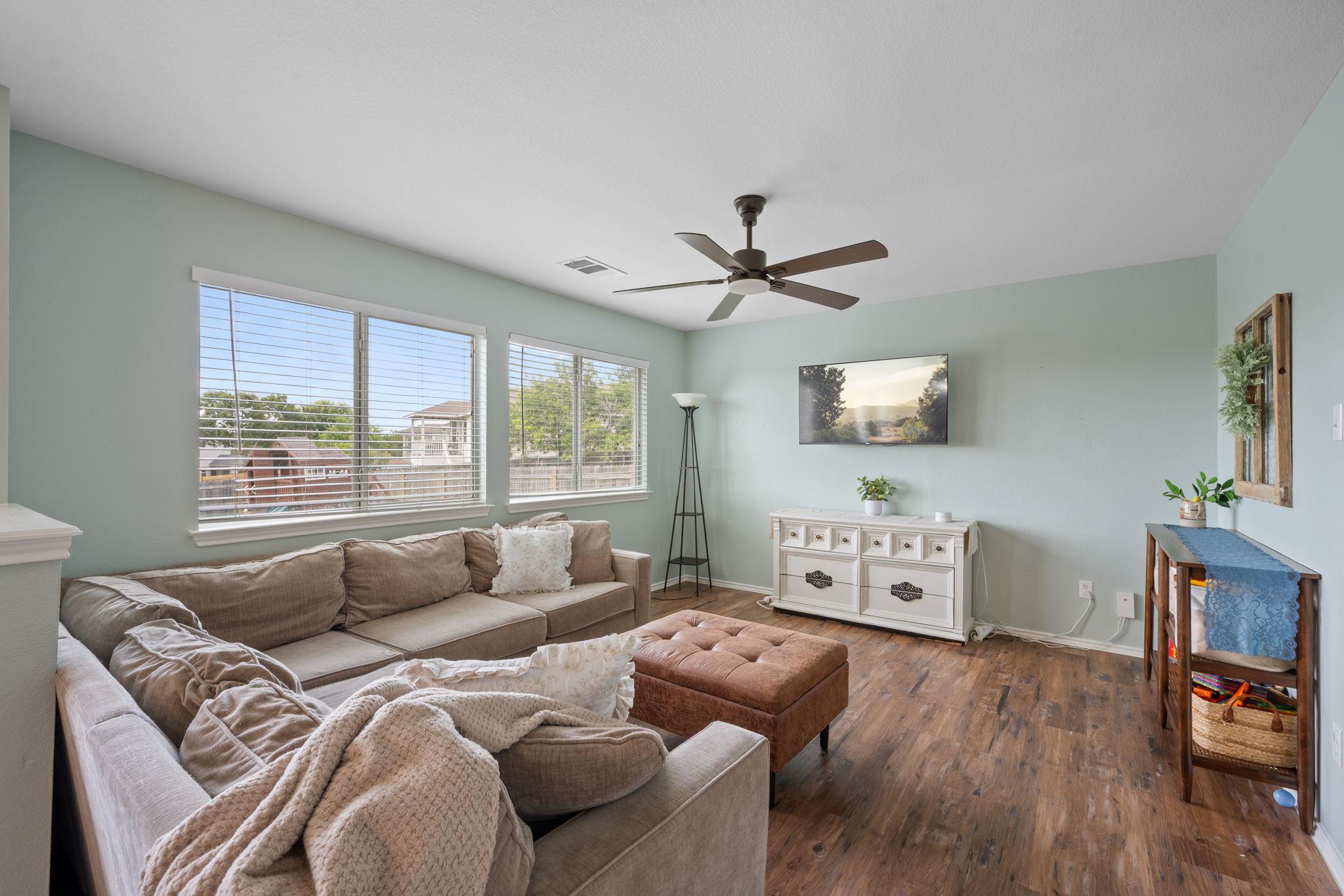 14908 Earl Grey Ln Property Photo 18