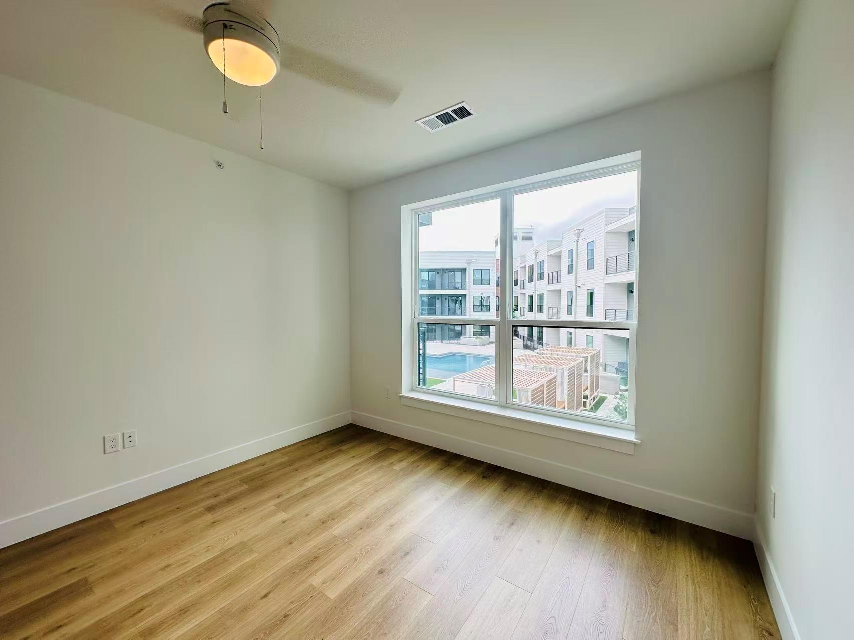 1701 Simond Ave Ne #514 Property Photo 14