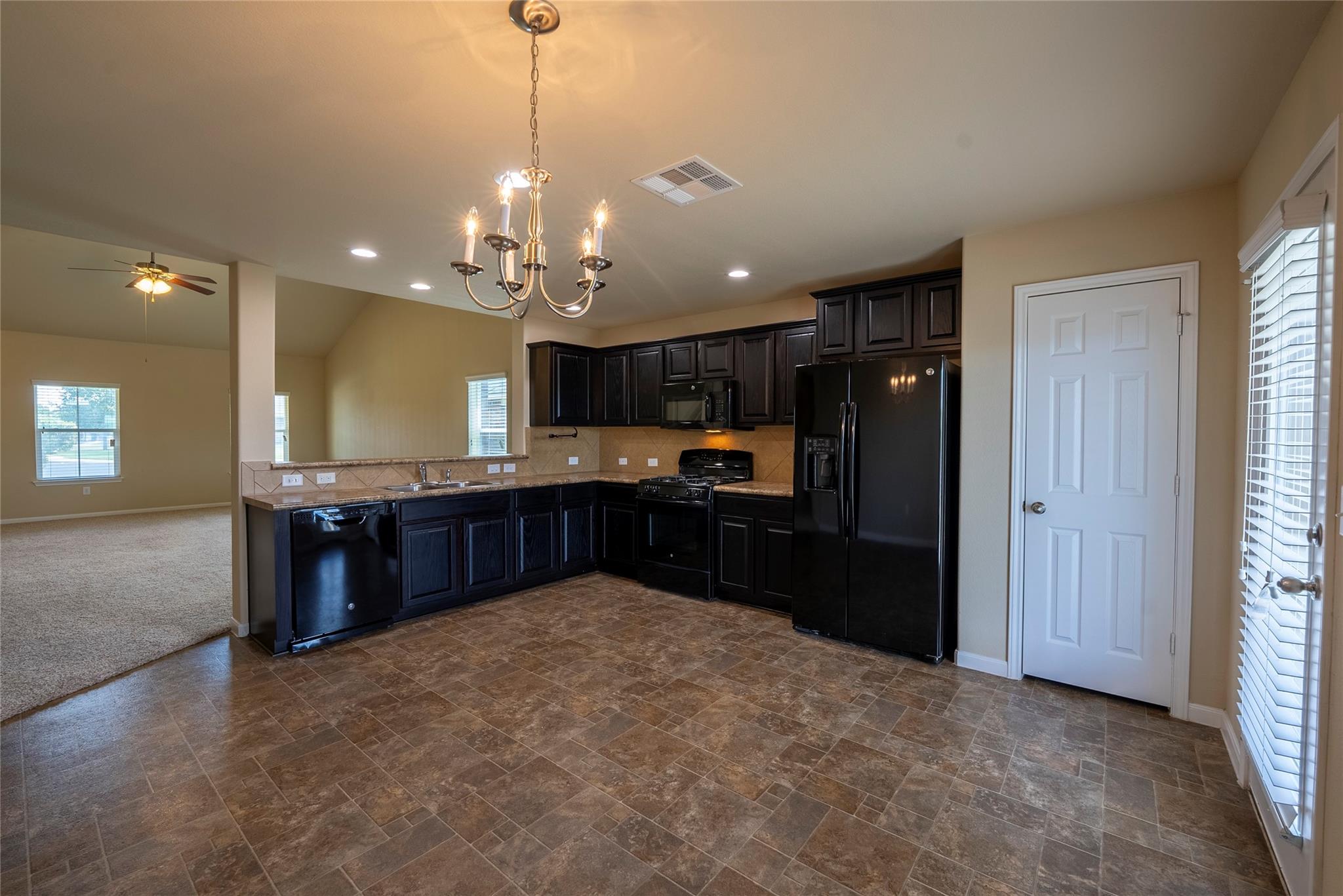 205 N Hunting Lodge Ln Property Photo 14