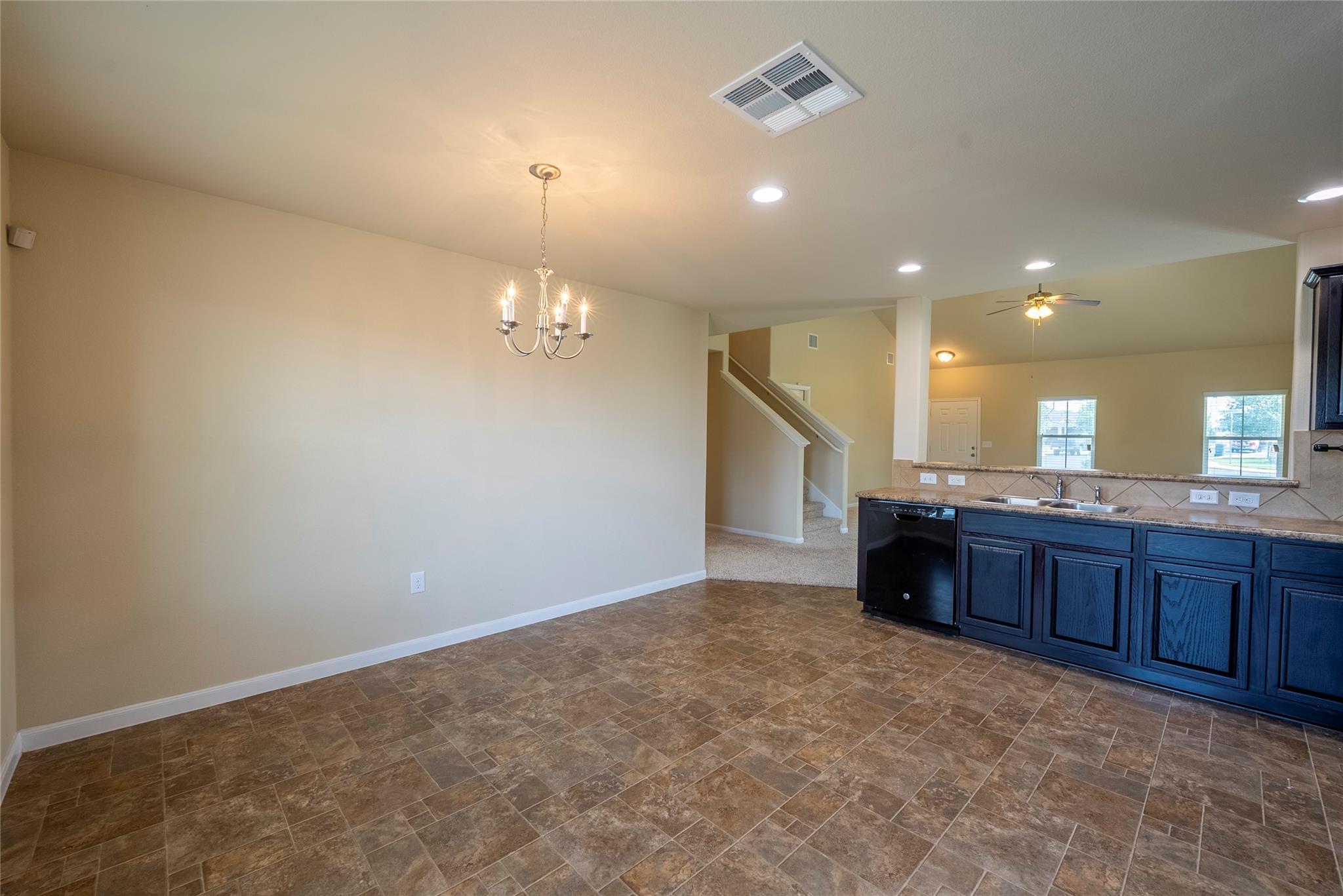 205 N Hunting Lodge Ln Property Photo 15