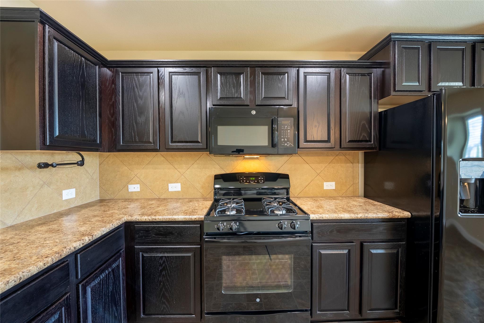 205 N Hunting Lodge Ln Property Photo 16