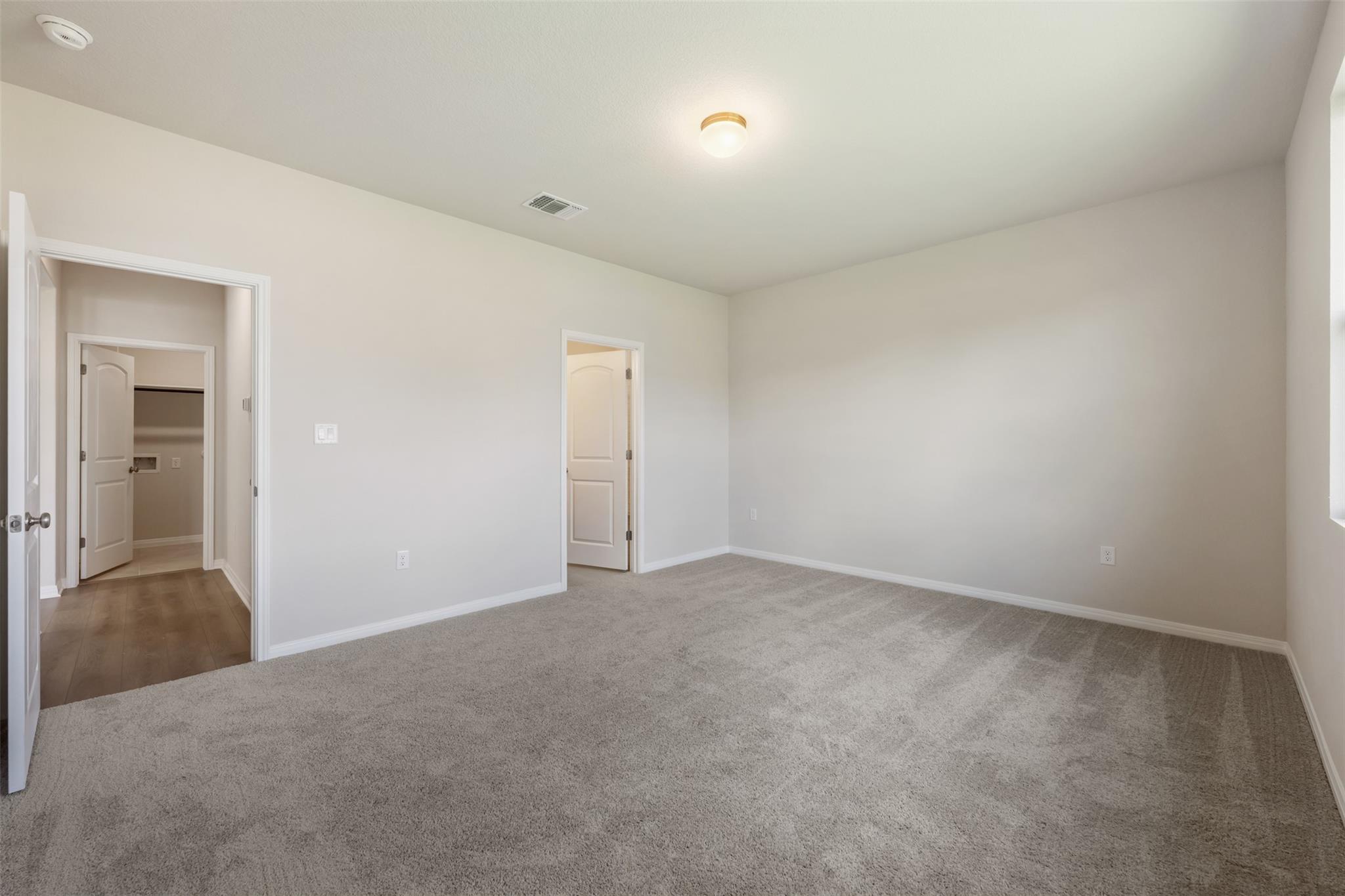 128 Arlington Park Loop Property Photo 21