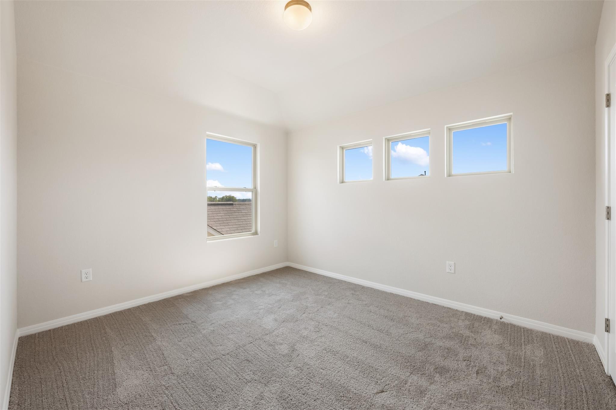 128 Arlington Park Loop Property Photo 36