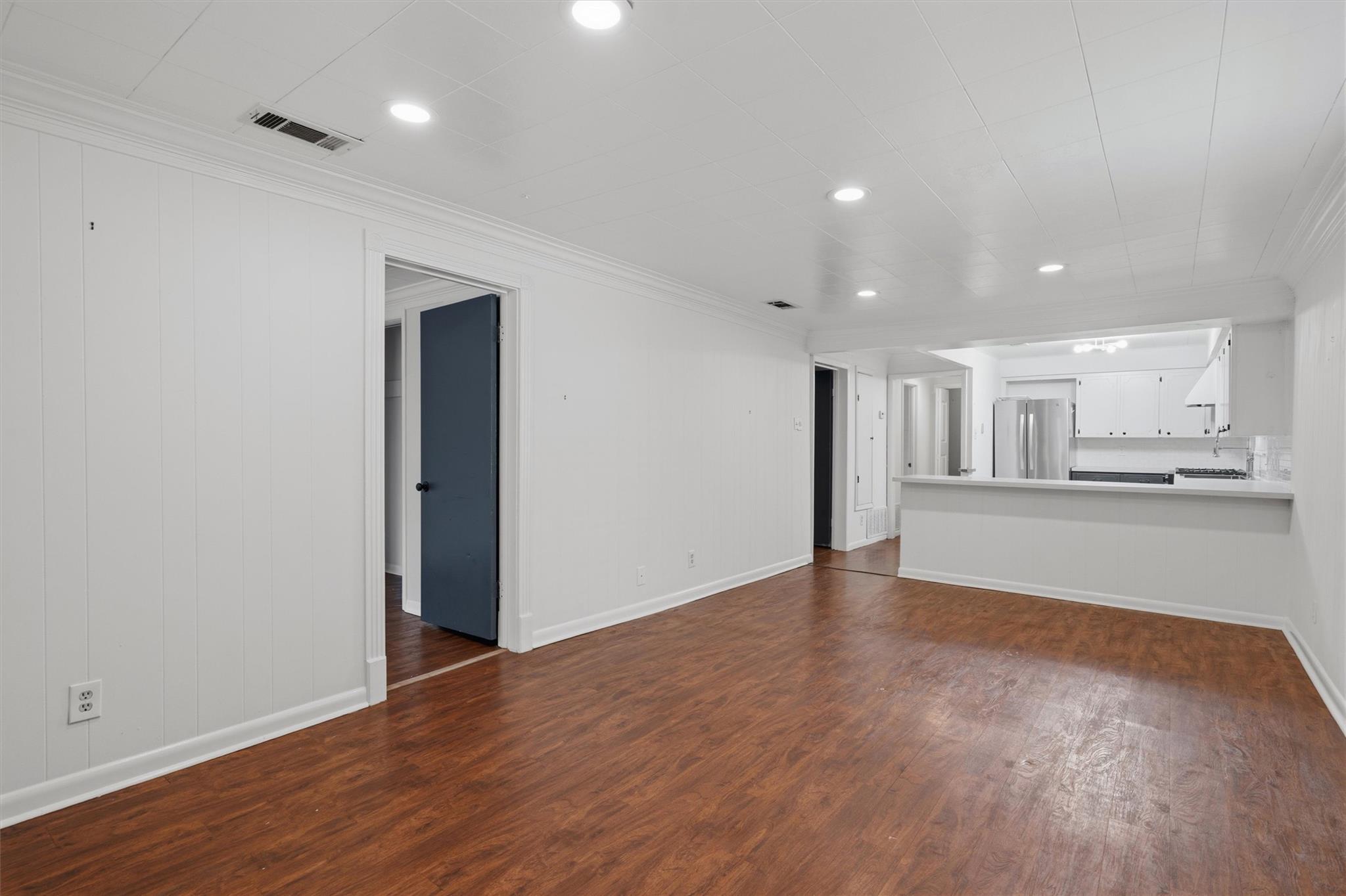 2204 Santa Rita St Property Photo 5