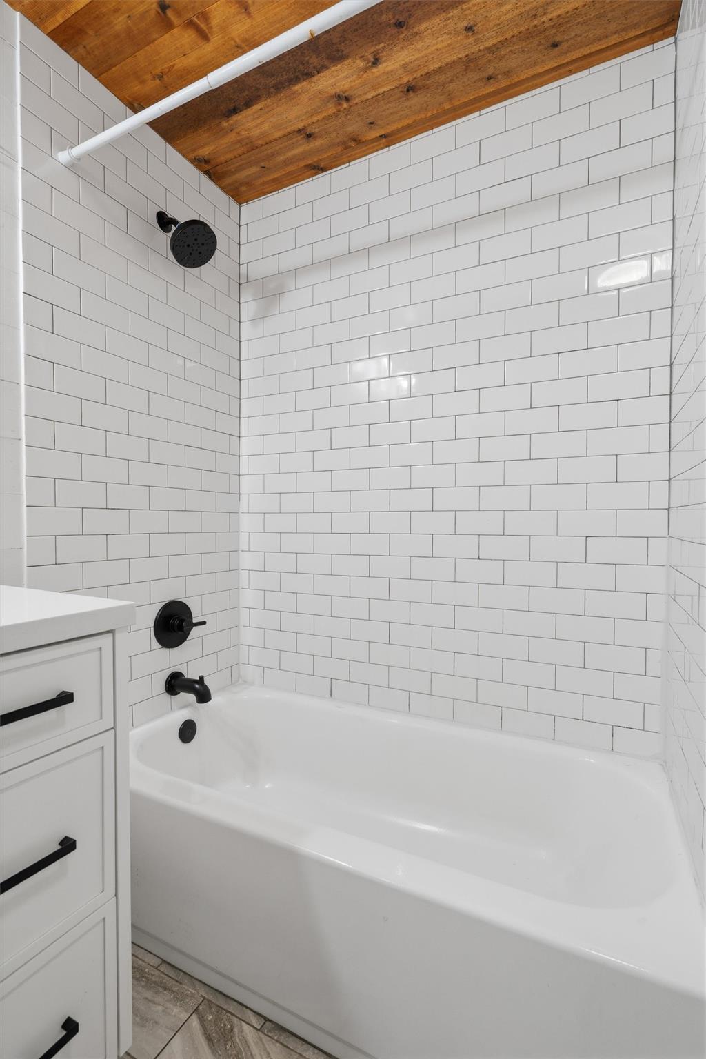 2204 Santa Rita St Property Photo 16