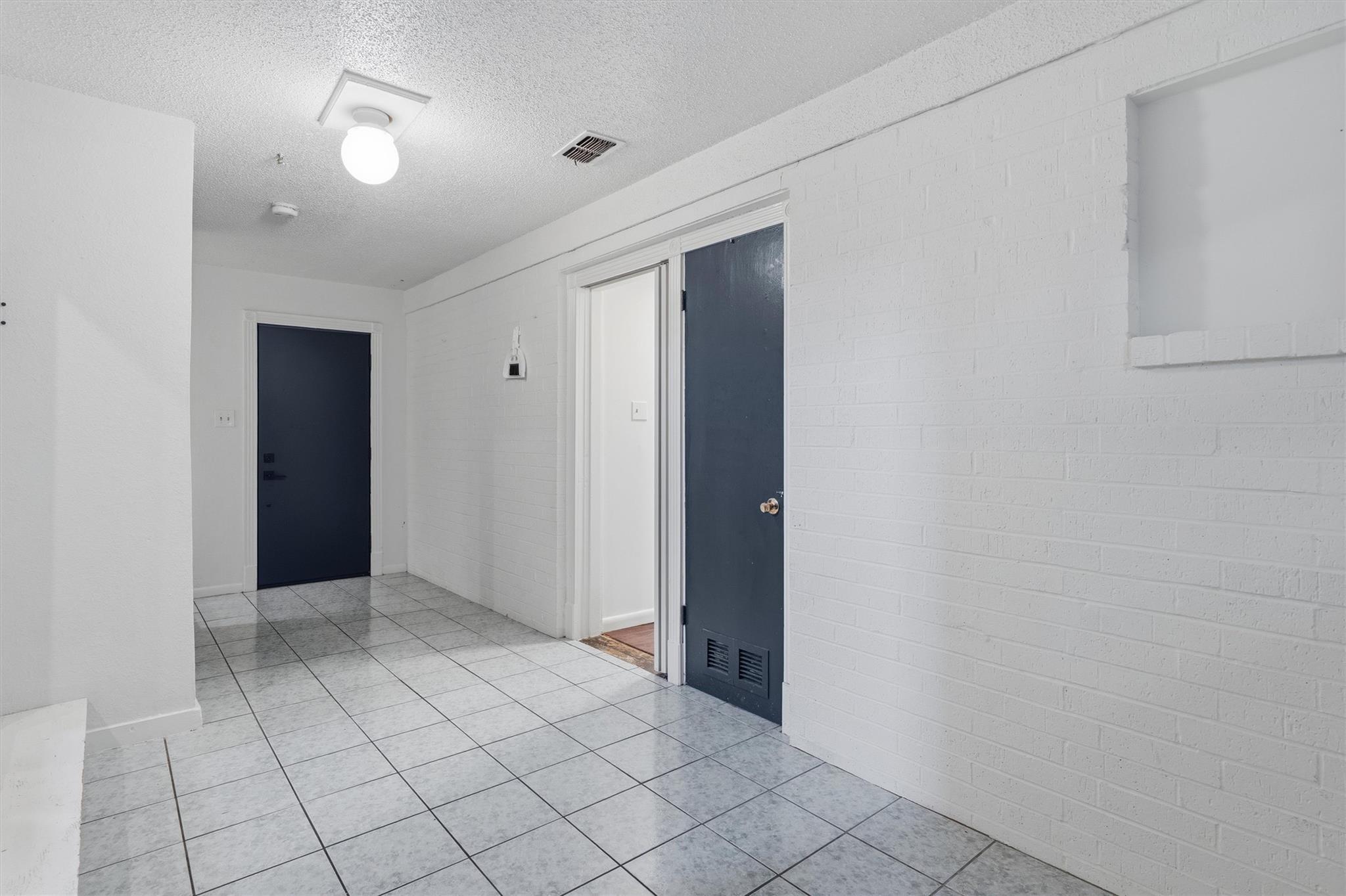 2204 Santa Rita St Property Photo 17