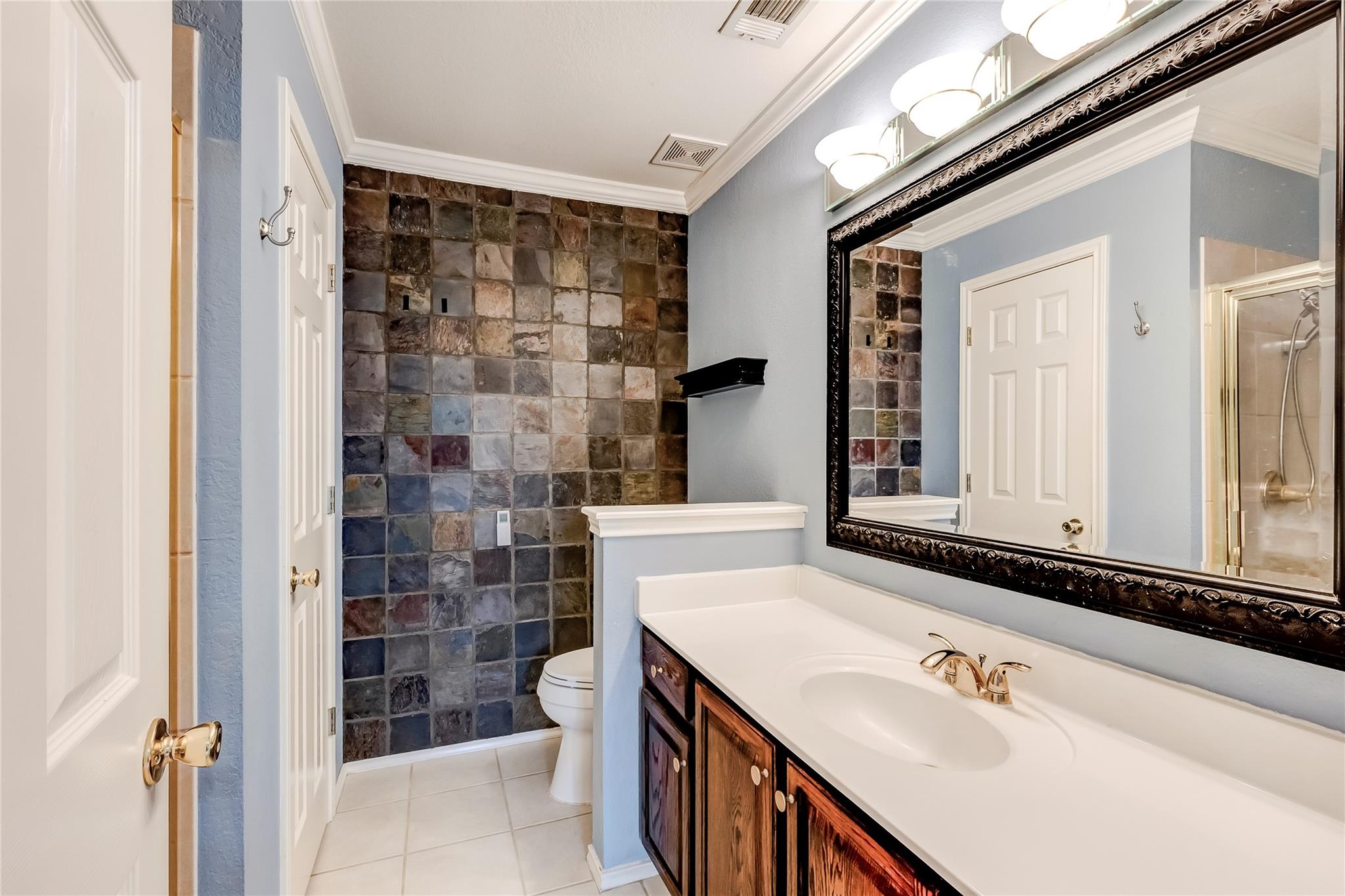 4501 Whispering Valley Dr #7 Property Photo 25