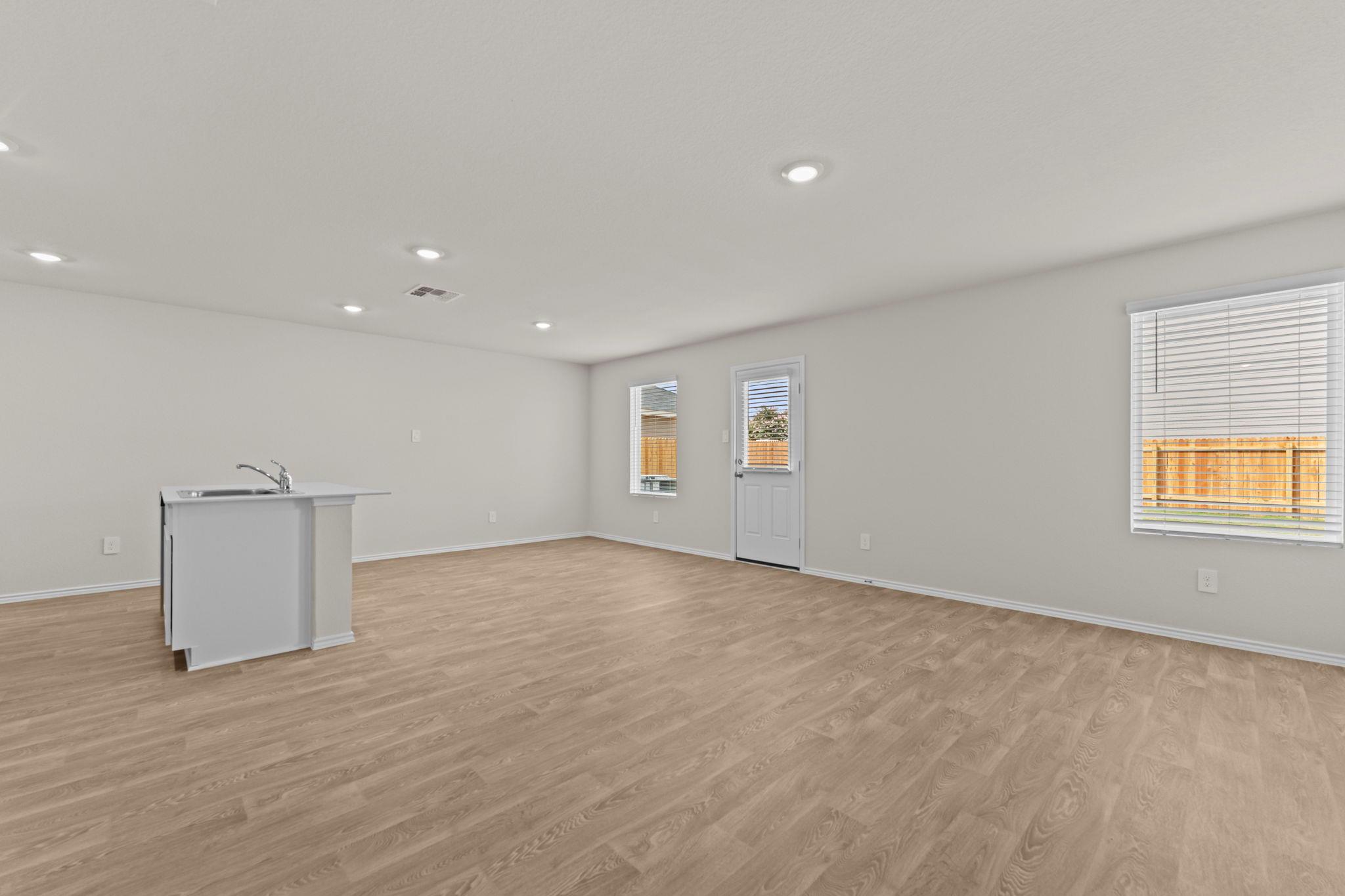 204 Varner Way Property Photo 5