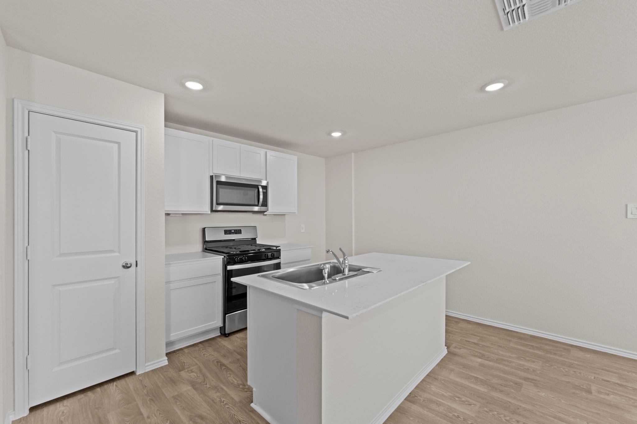 204 Varner Way Property Photo 8