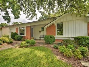 5325 Westminster Dr Property Photo
