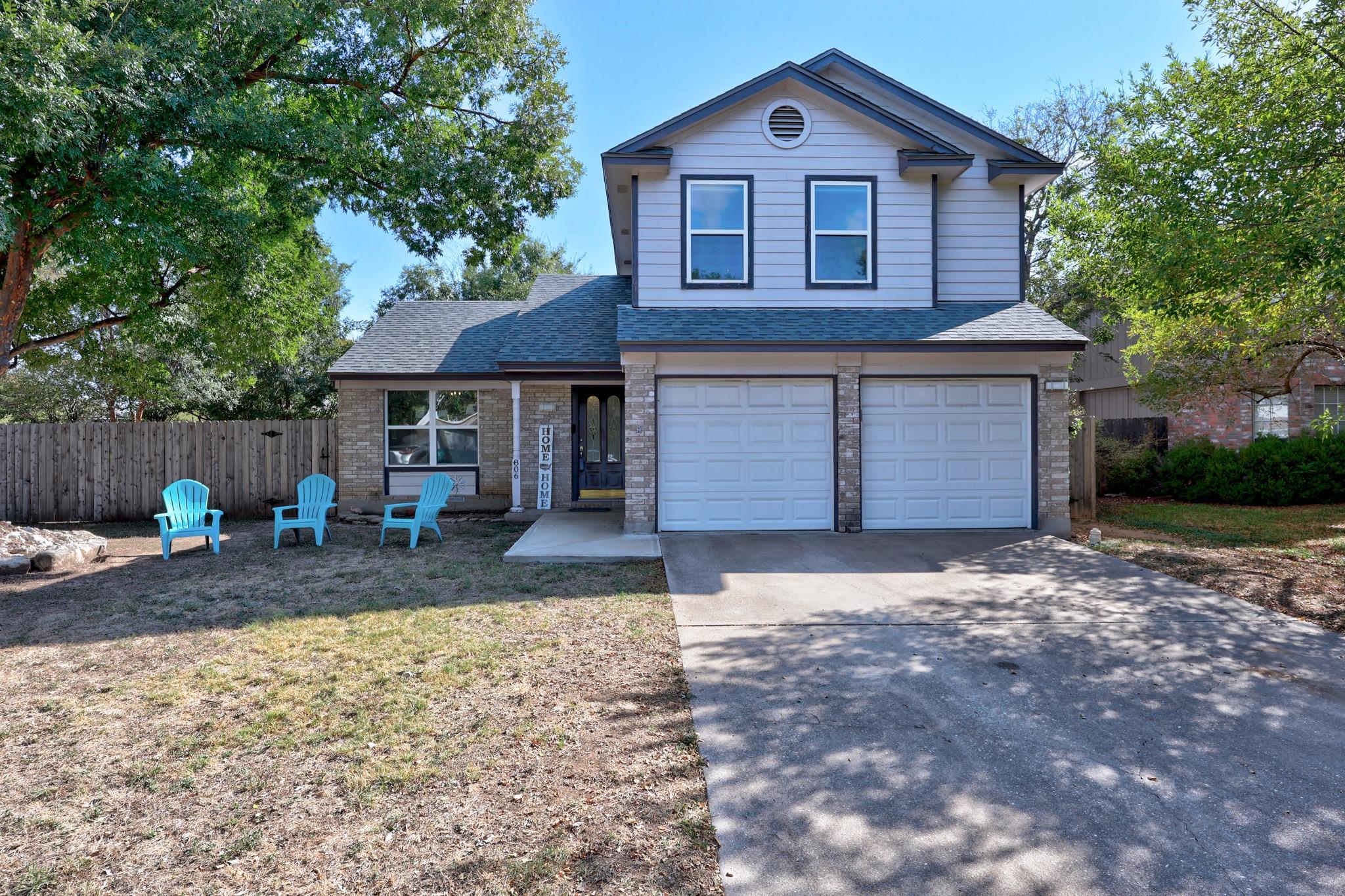 806 Brook Bnd Property Photo 1