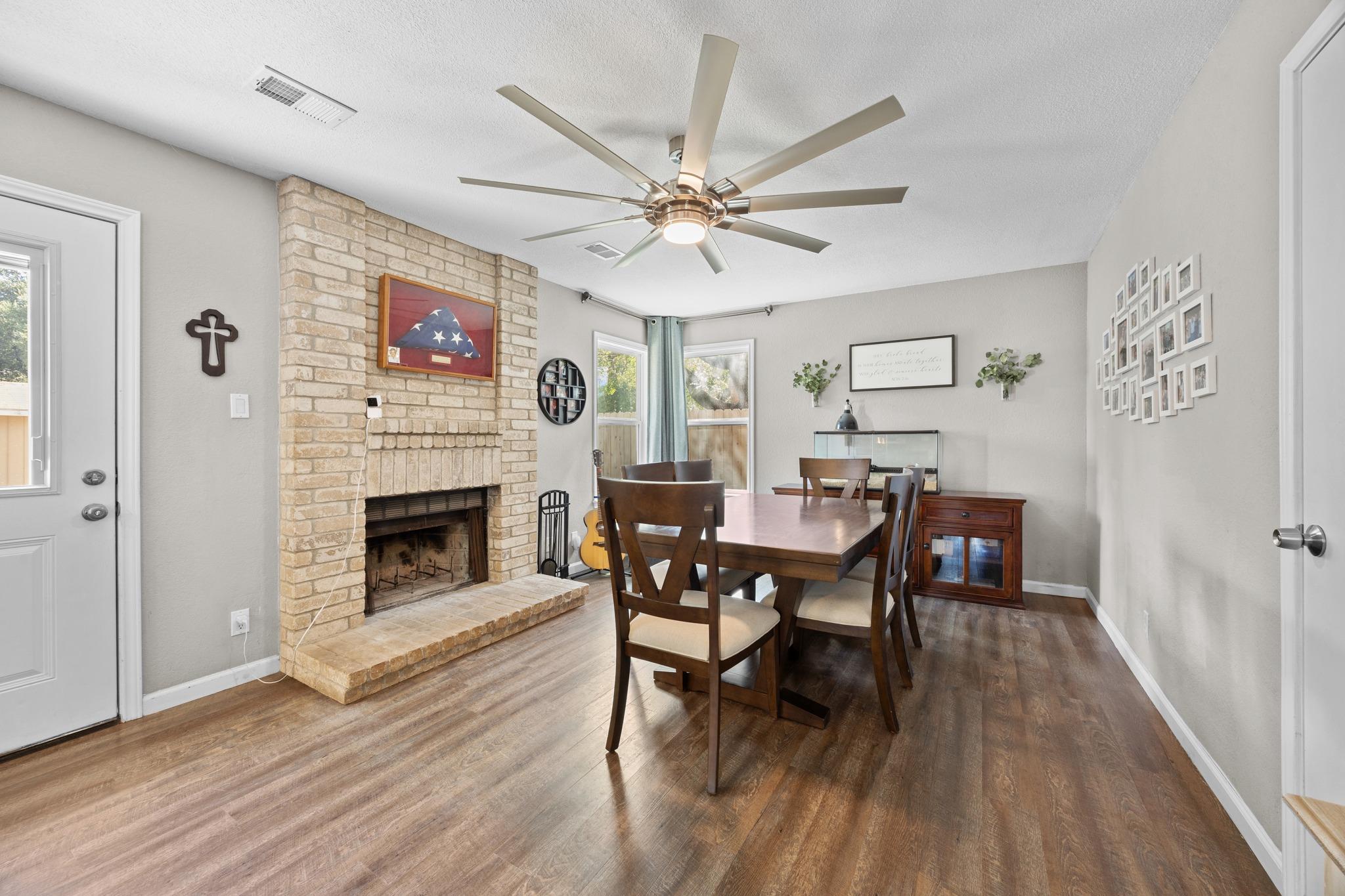 806 Brook Bnd Property Photo 15