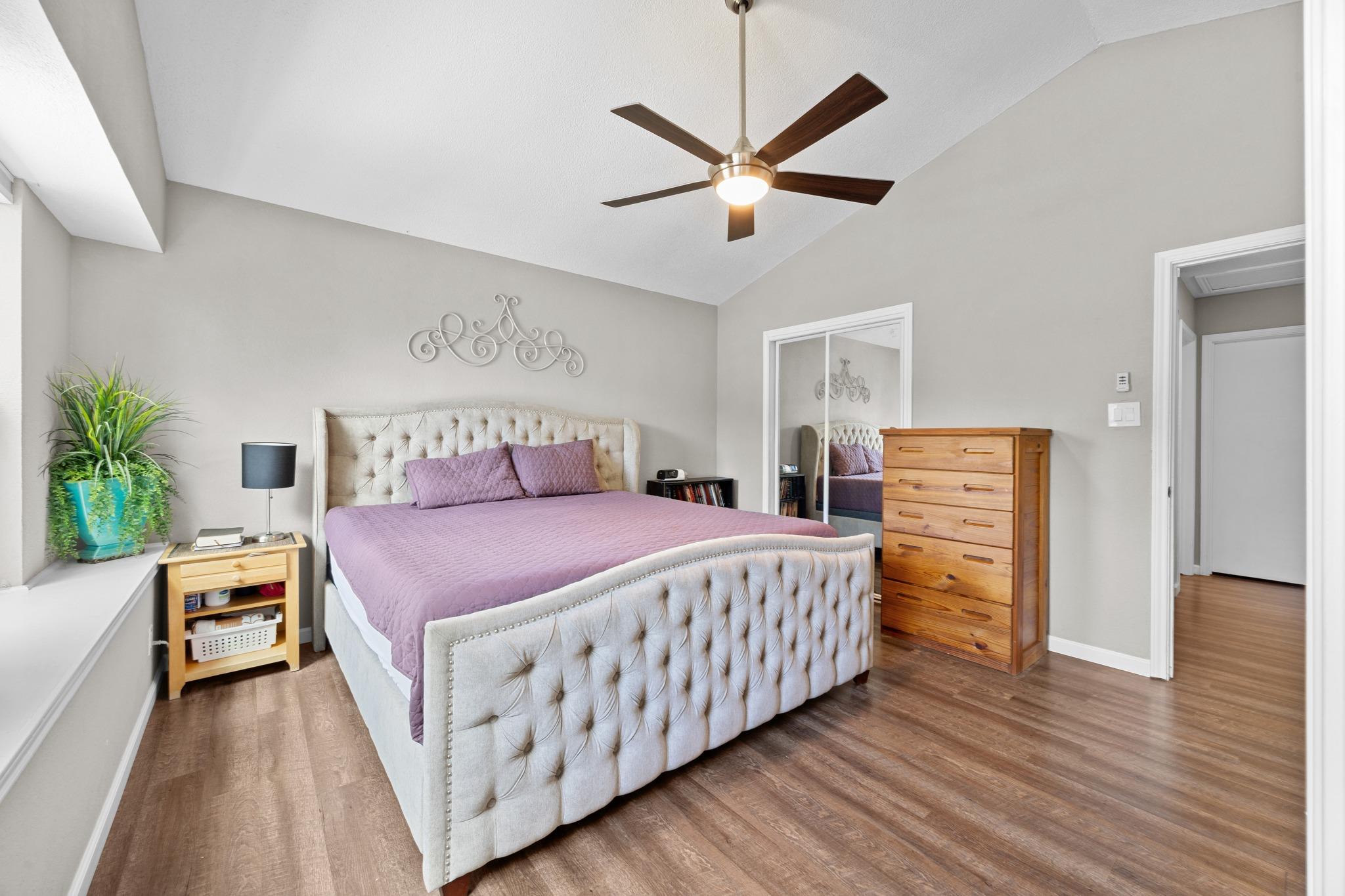 806 Brook Bnd Property Photo 20