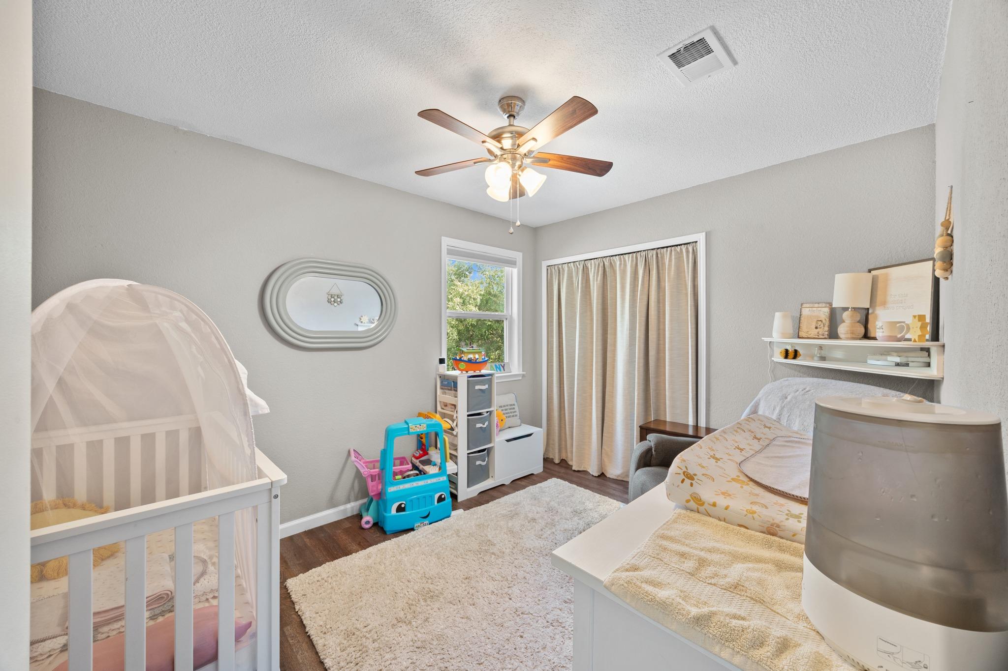 806 Brook Bnd Property Photo 22