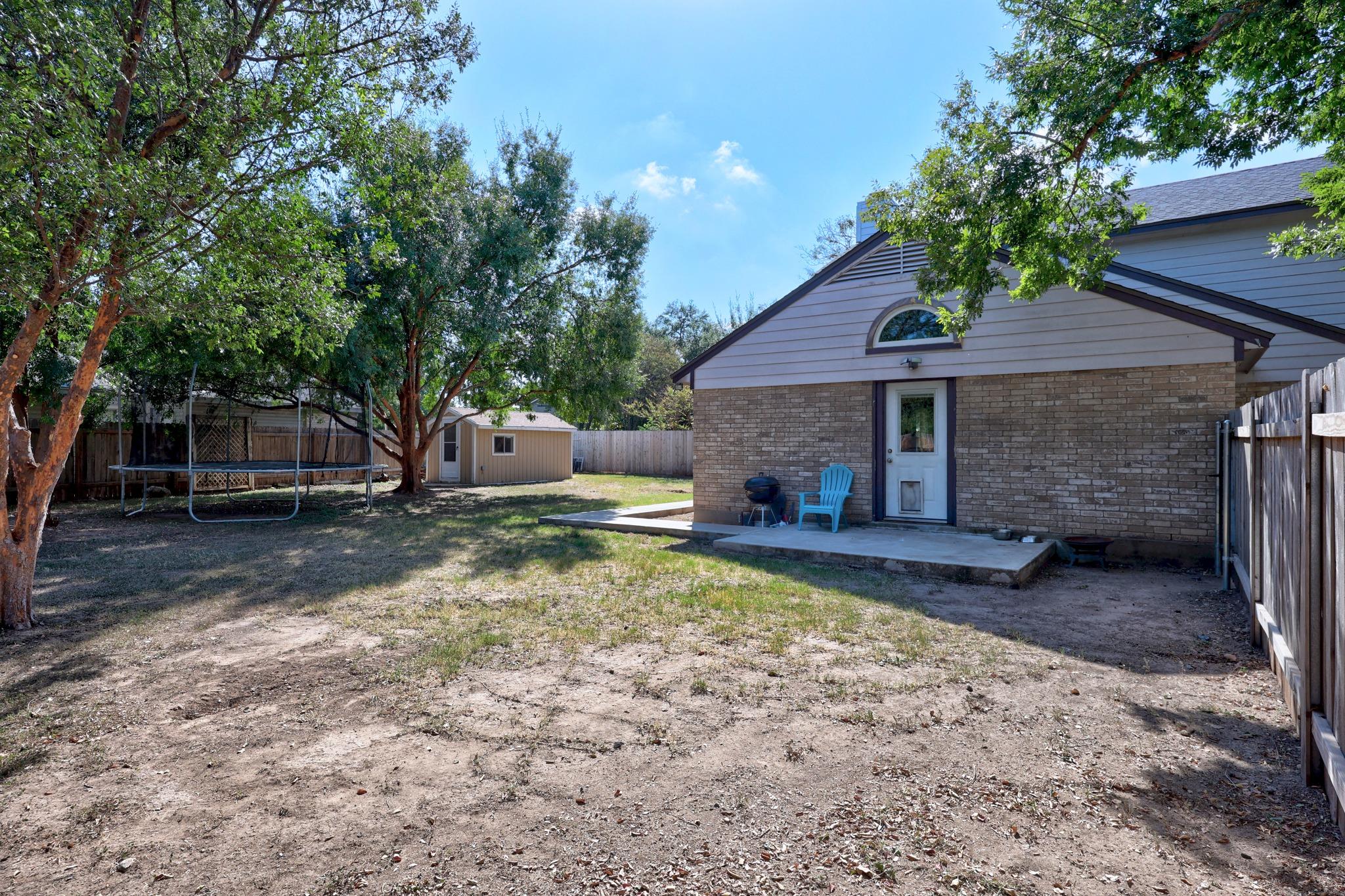 806 Brook Bnd Property Photo 29