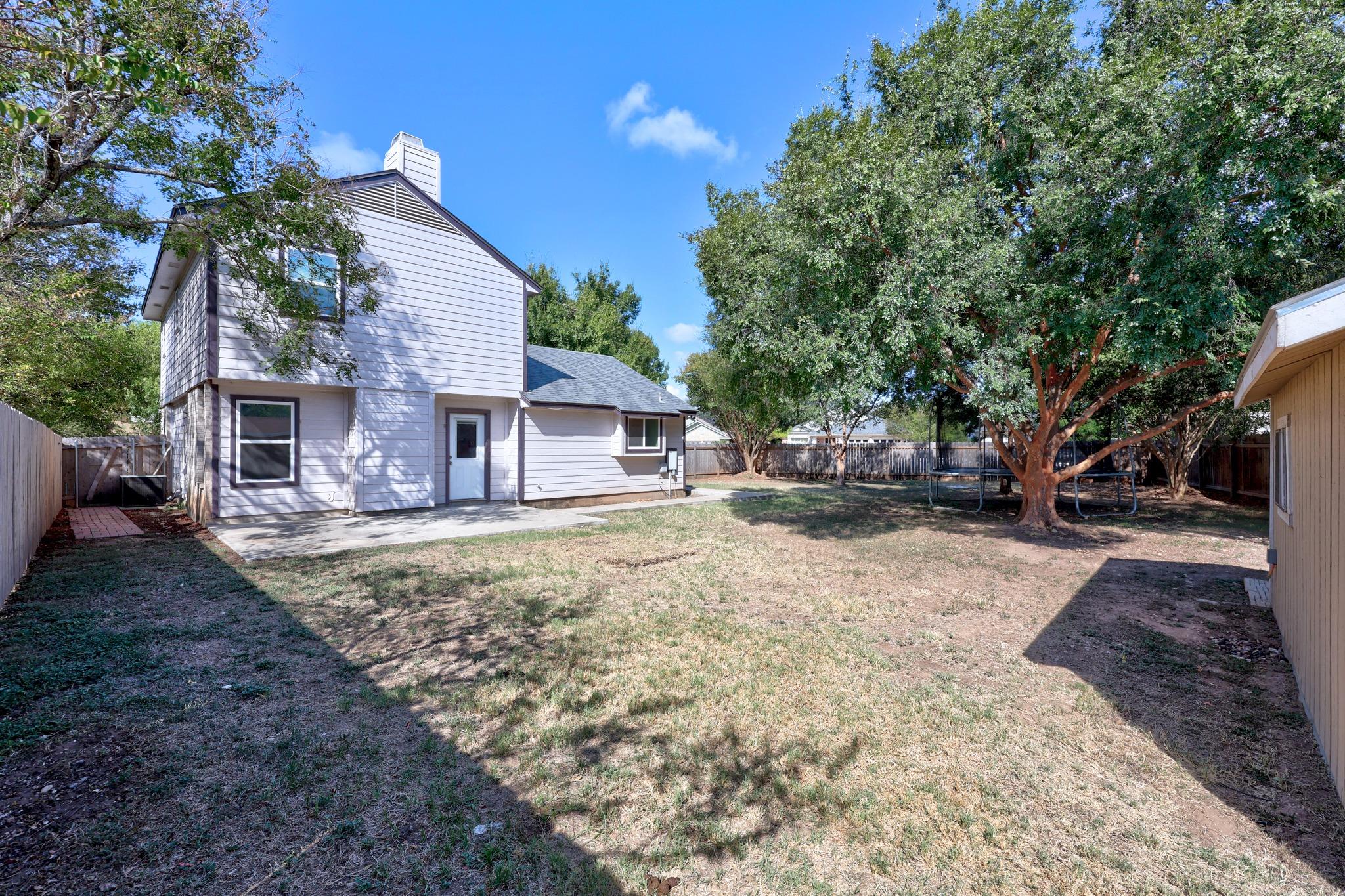 806 Brook Bnd Property Photo 32