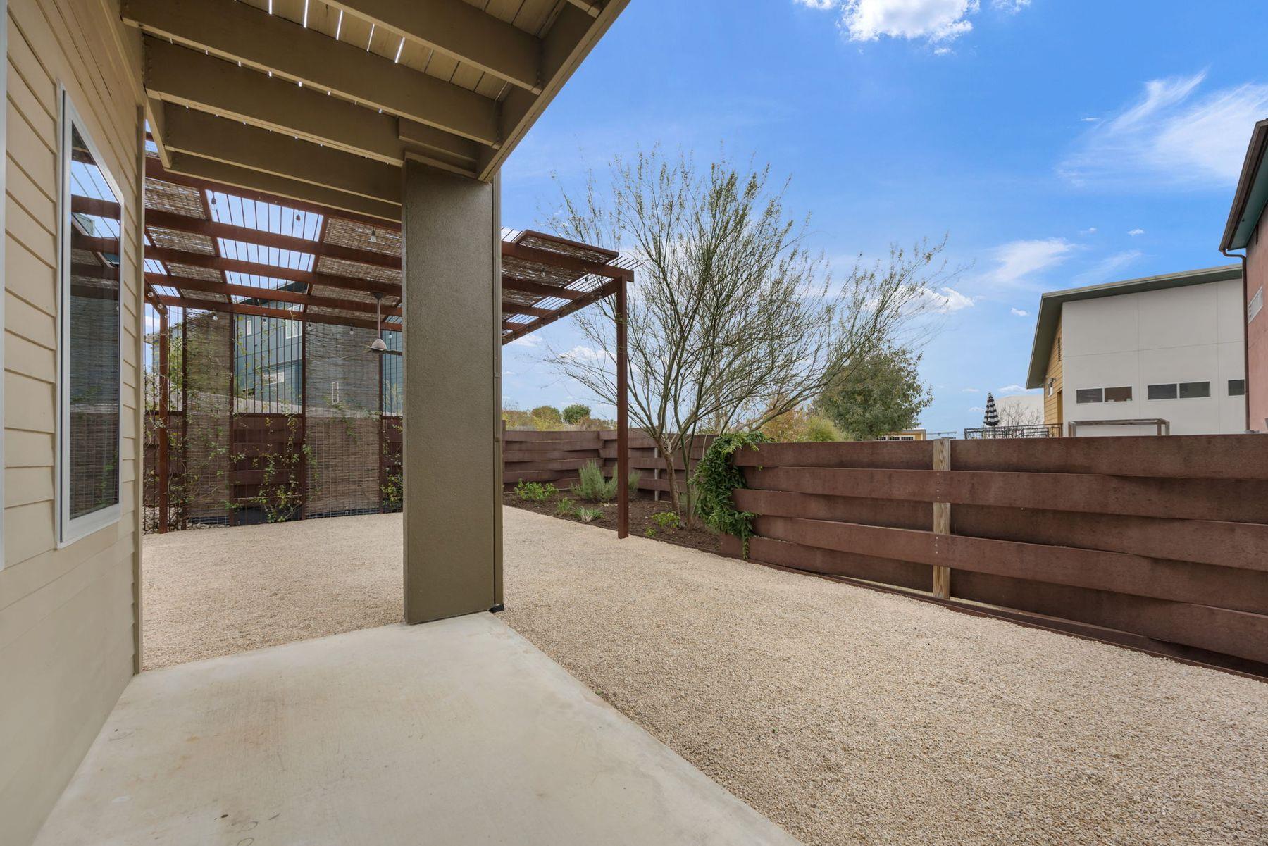 5421 Agatha Cir Property Photo 18