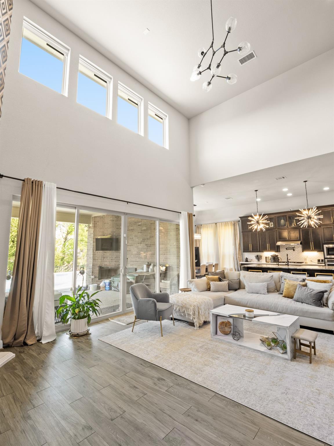 5304 Via Besso Dr Property Photo 10