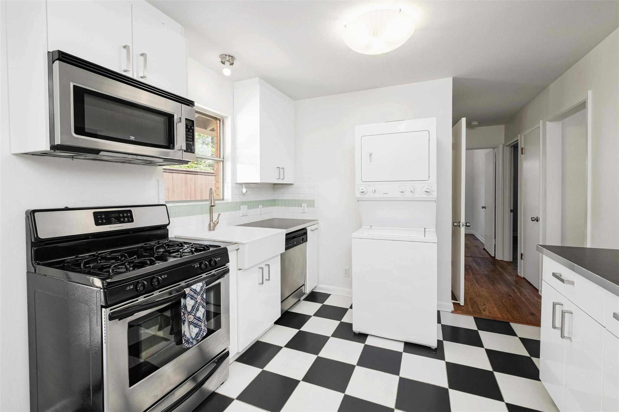 707 Josephine St #a Property Photo 9