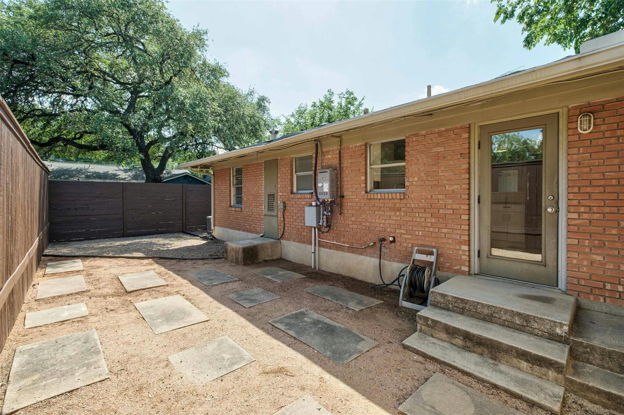 707 Josephine St #a Property Photo 17