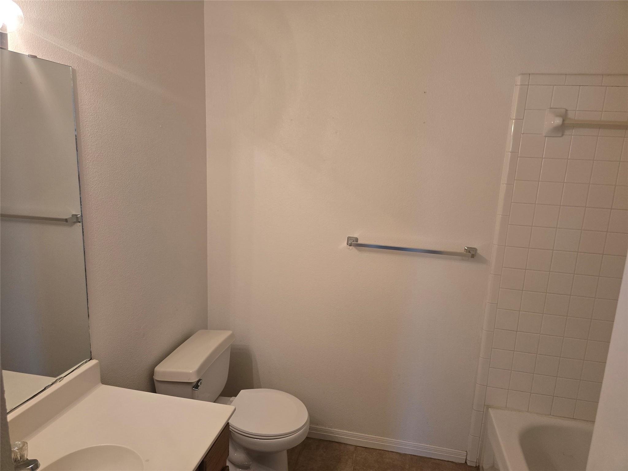 1915 Alex Ave #b Property Photo 9