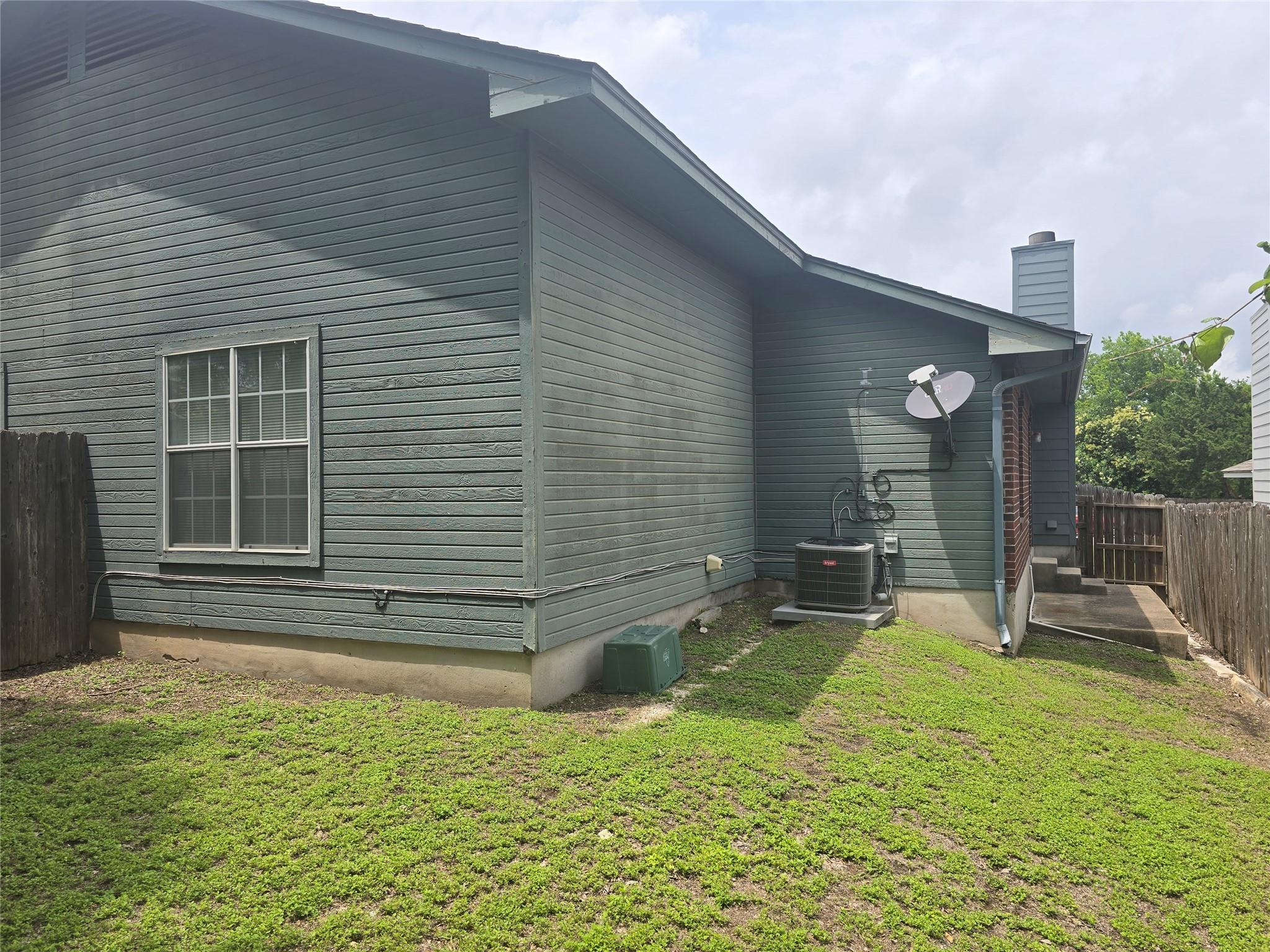 1915 Alex Ave #b Property Photo 14