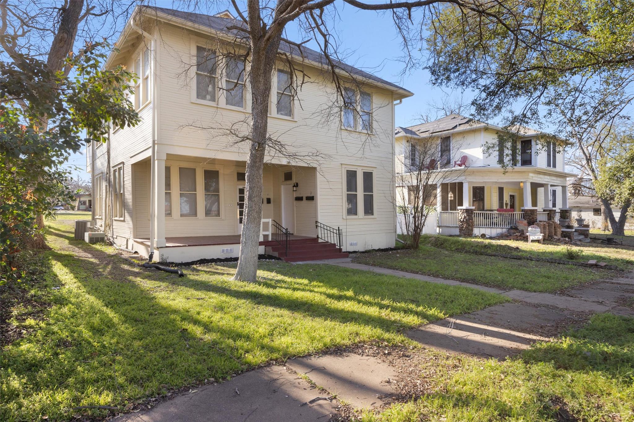 715 Porter St 2 Property Photo