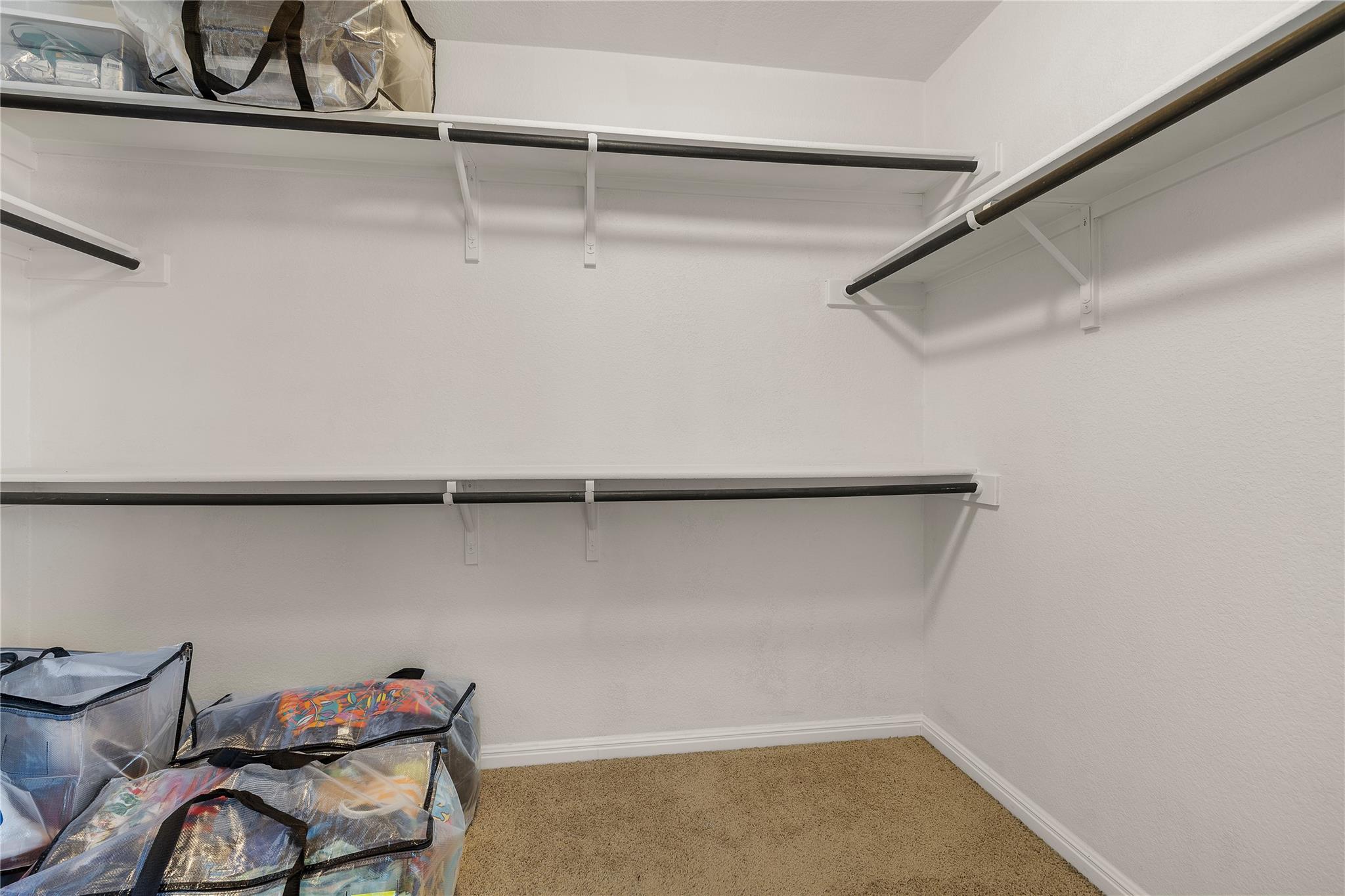 633 Schefer St Property Photo 32