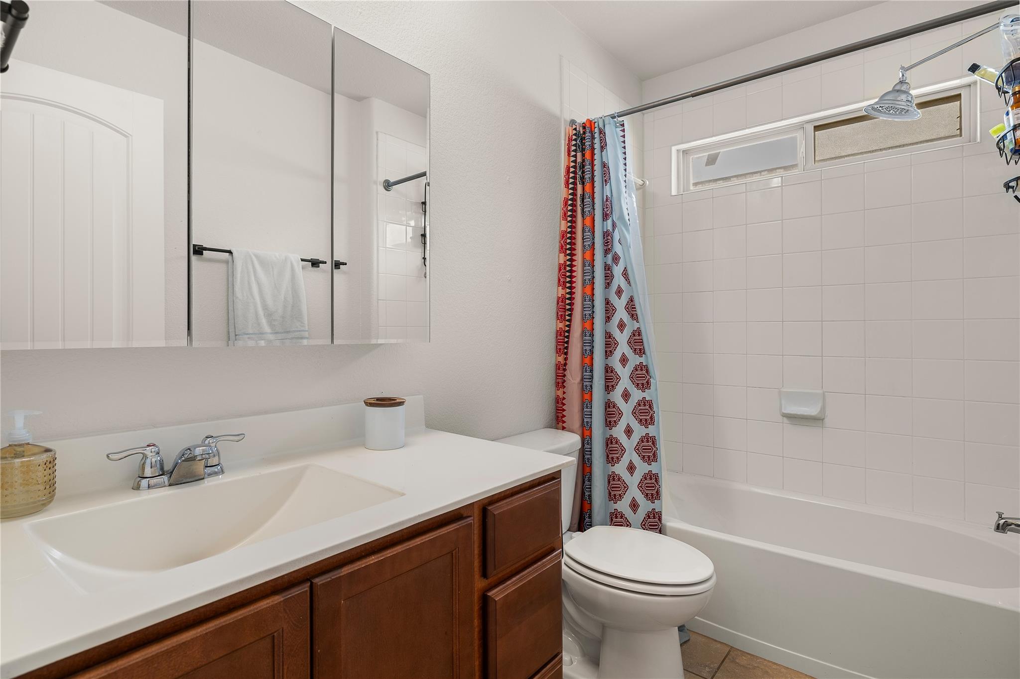 633 Schefer St Property Photo 34