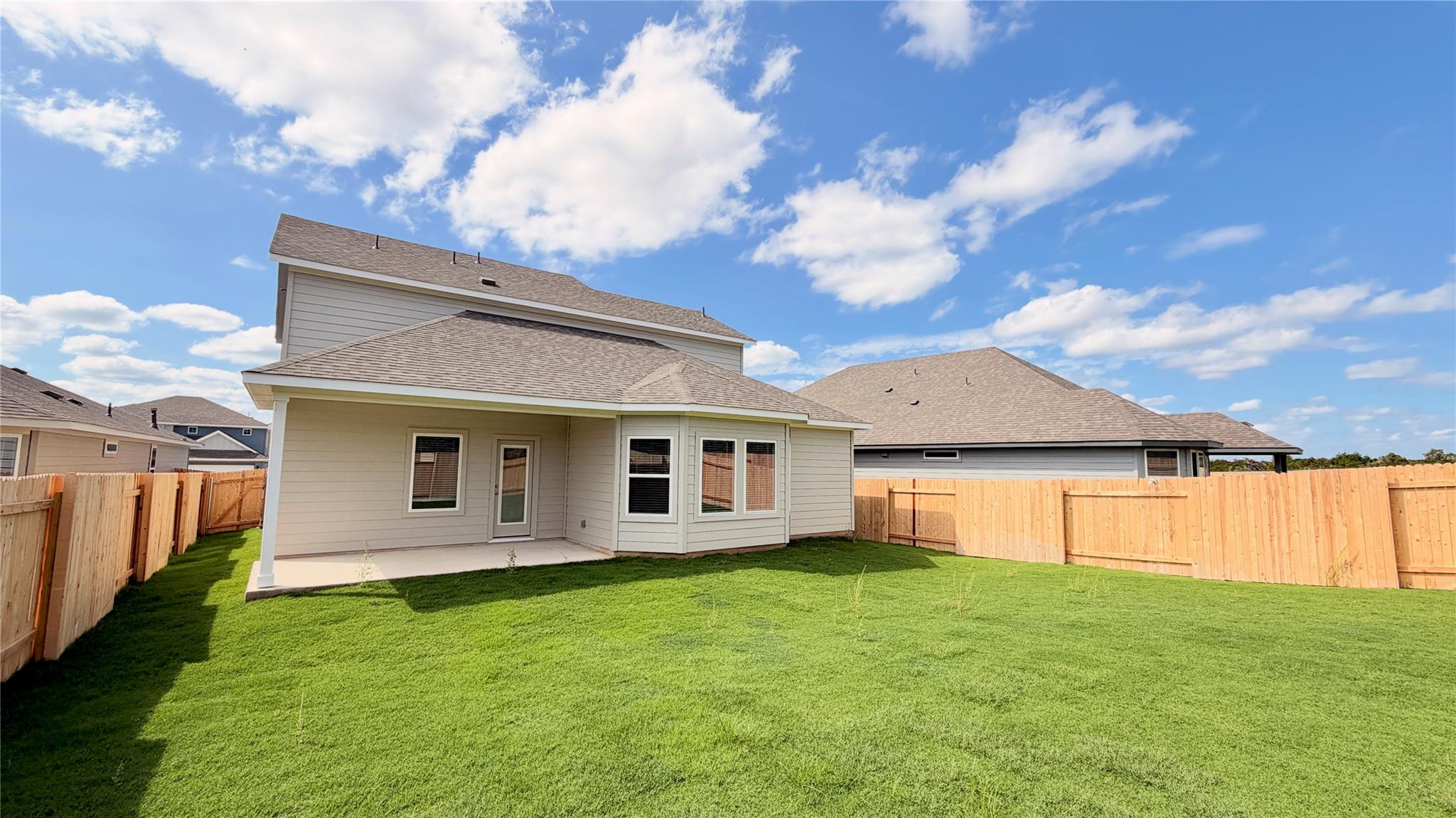 526 Lavender Crest Cv Property Photo 5