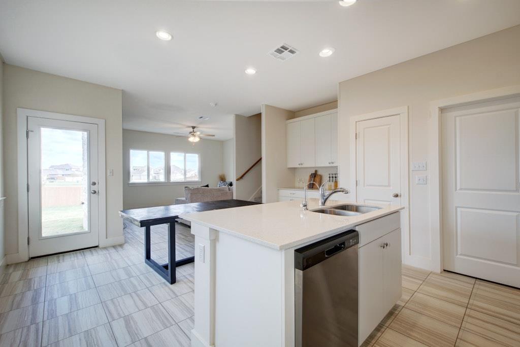 413 White Steppe Way Property Photo 4