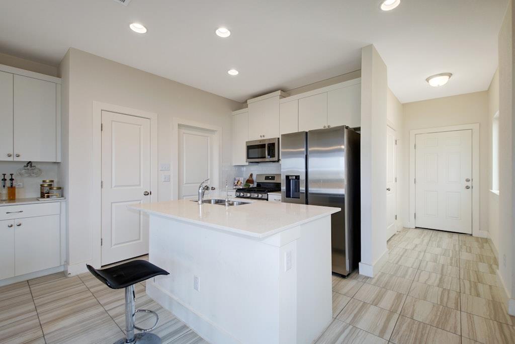 413 White Steppe Way Property Photo 10