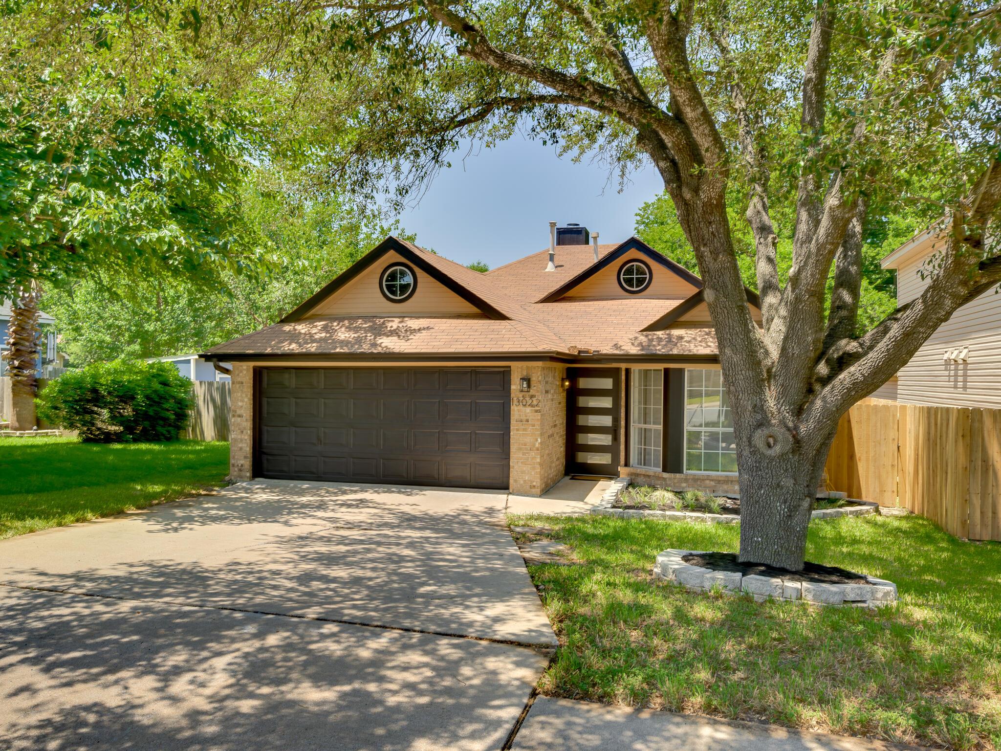 13022 Staton Dr Property Photo 1
