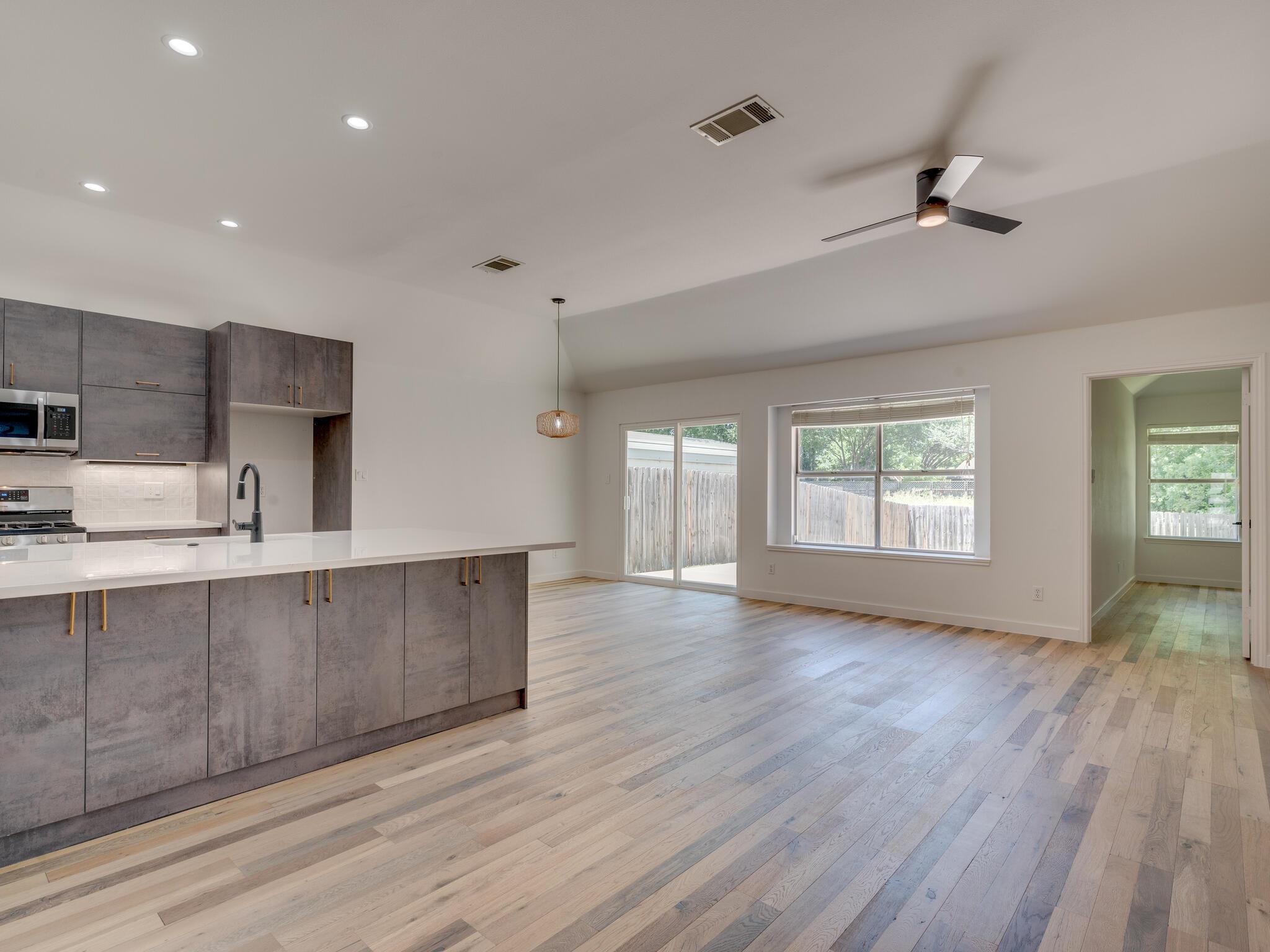 13022 Staton Dr Property Photo 4
